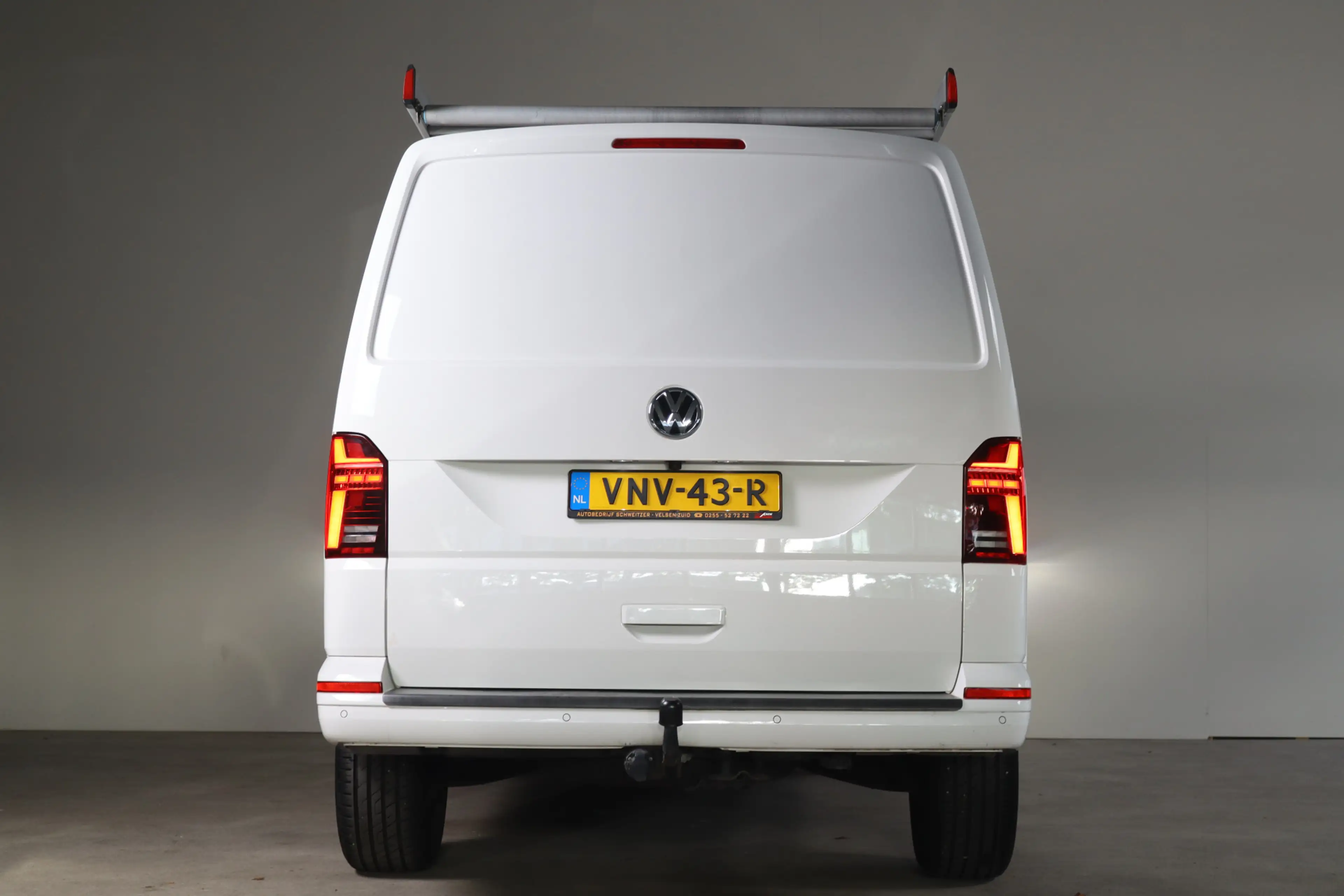 Volkswagen T6.1 Transporter 2.0 TDI L1H1 28 Bulli - NL Auto!! Adap Cruise I Ca — photo 31