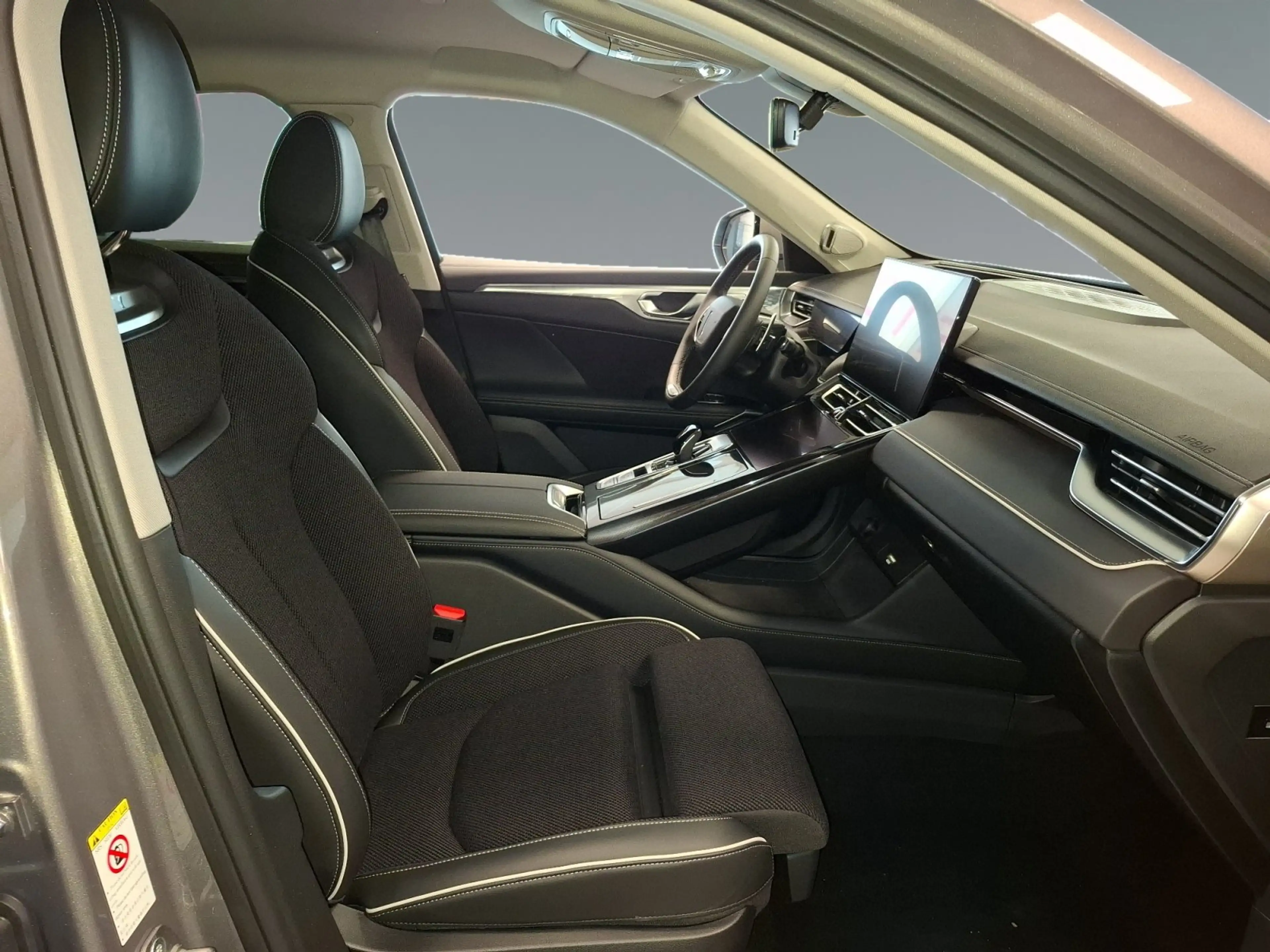 GWM WEY 05 WEY 05 Premium AWD mit Anhängerkupplung — photo 15
