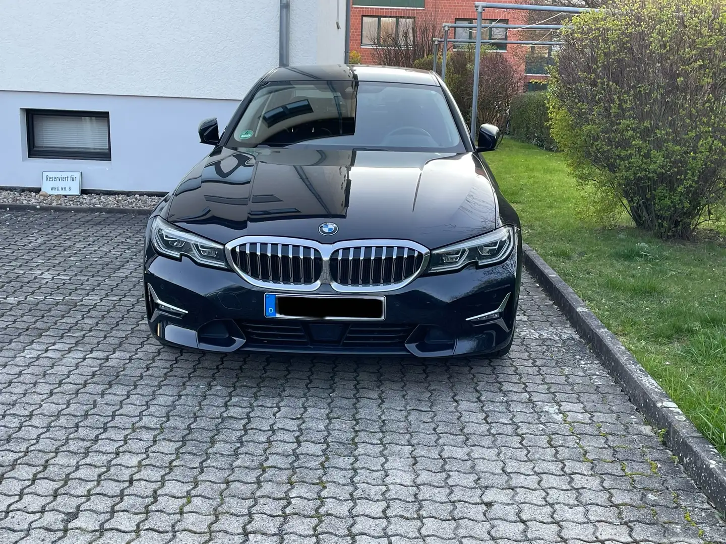 BMW 330 330i Aut. Luxury Line - Garantie bis 02/2025 Schwarz - 2