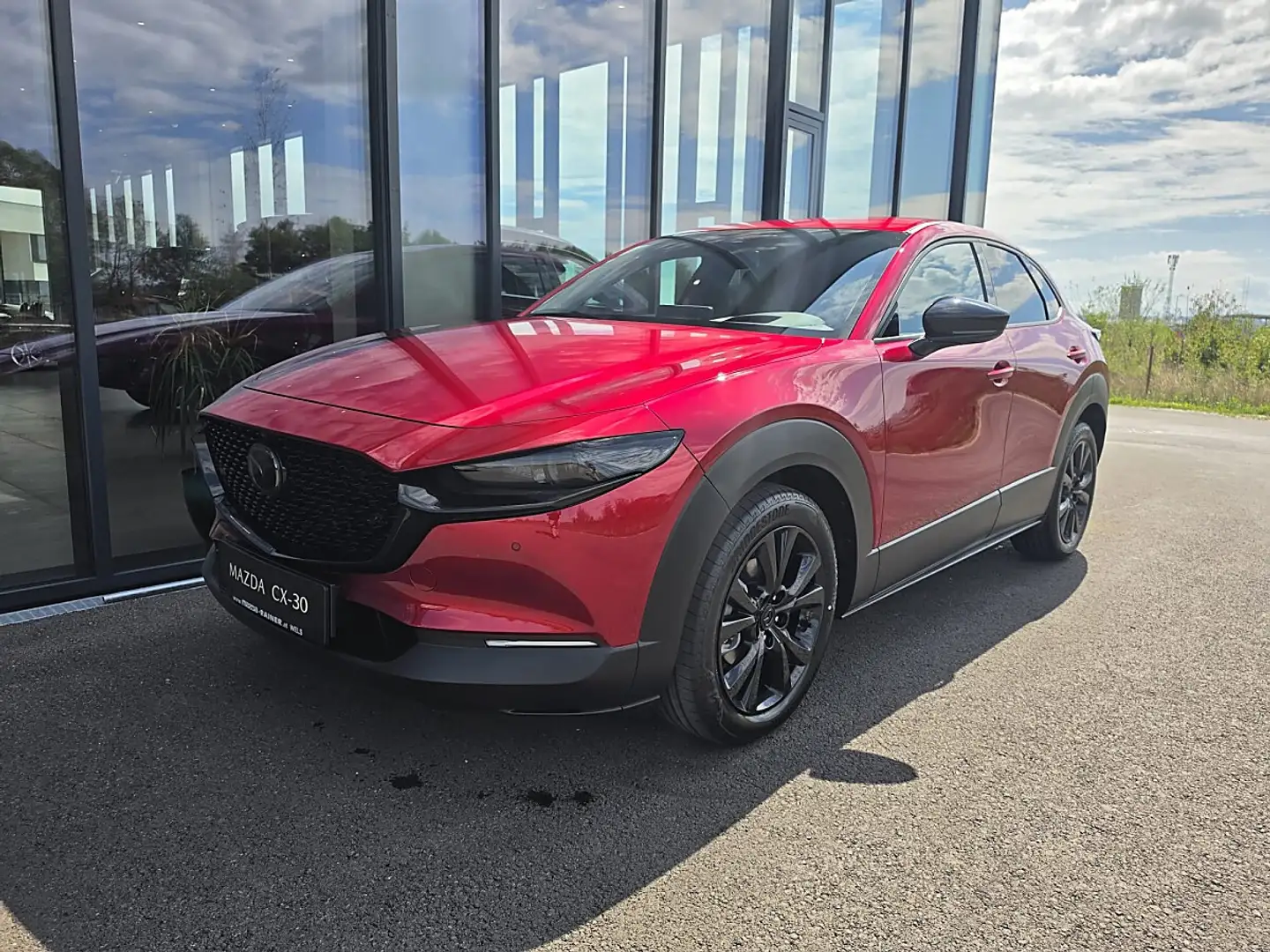 Mazda CX-30 e-Skyactive G140 Makoto Rot - 1