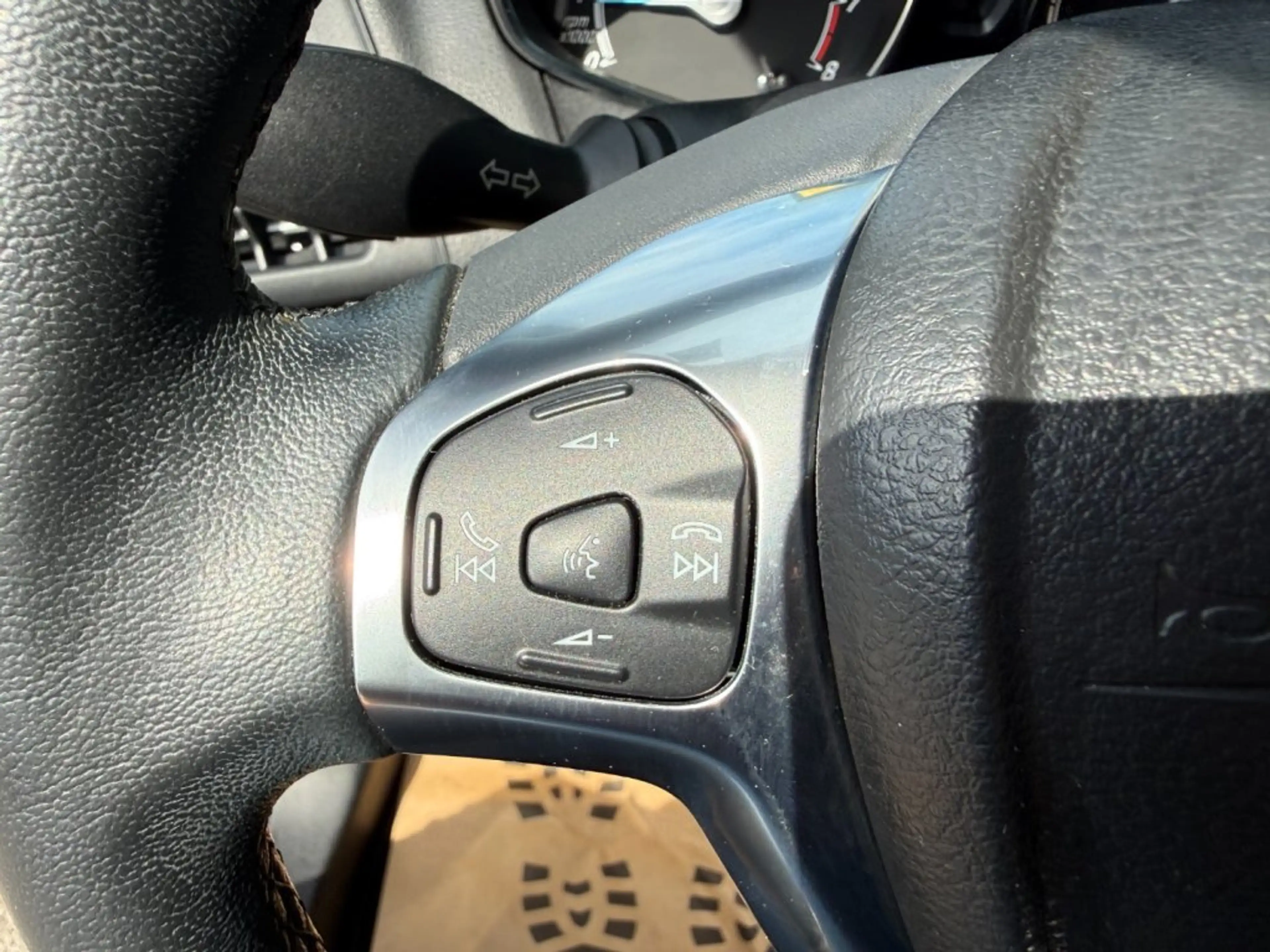Ford B-Max Trend 1,0EcoBoost Start/Stop — photo 14