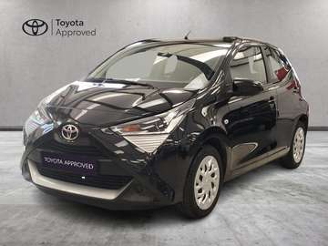 1.0 VVT-i x-play