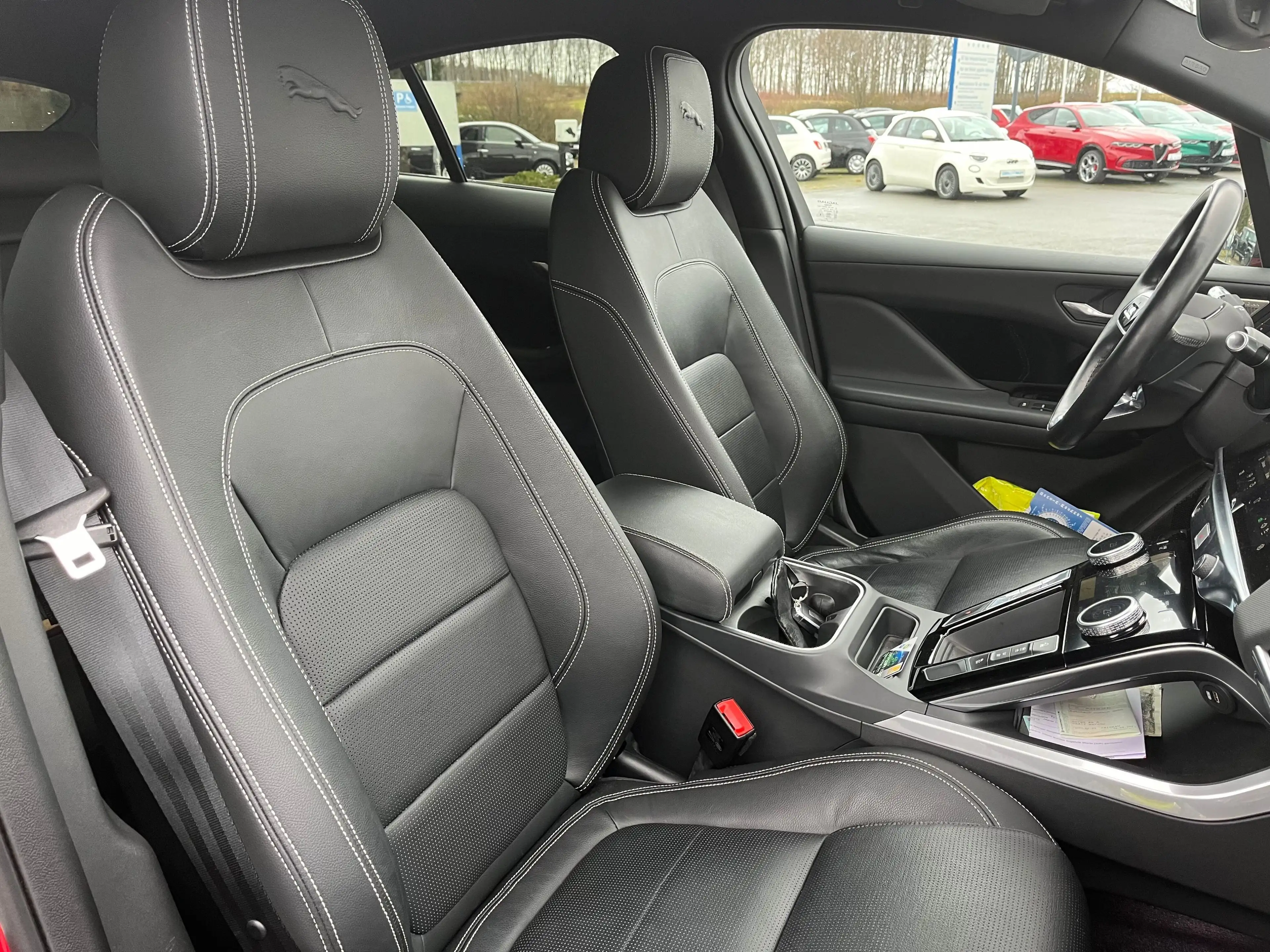 Jaguar I-Pace EV320 SE - LED+SHZ+RFK+LEDER+TEMP+MERIDIAN SOUND — photo 9