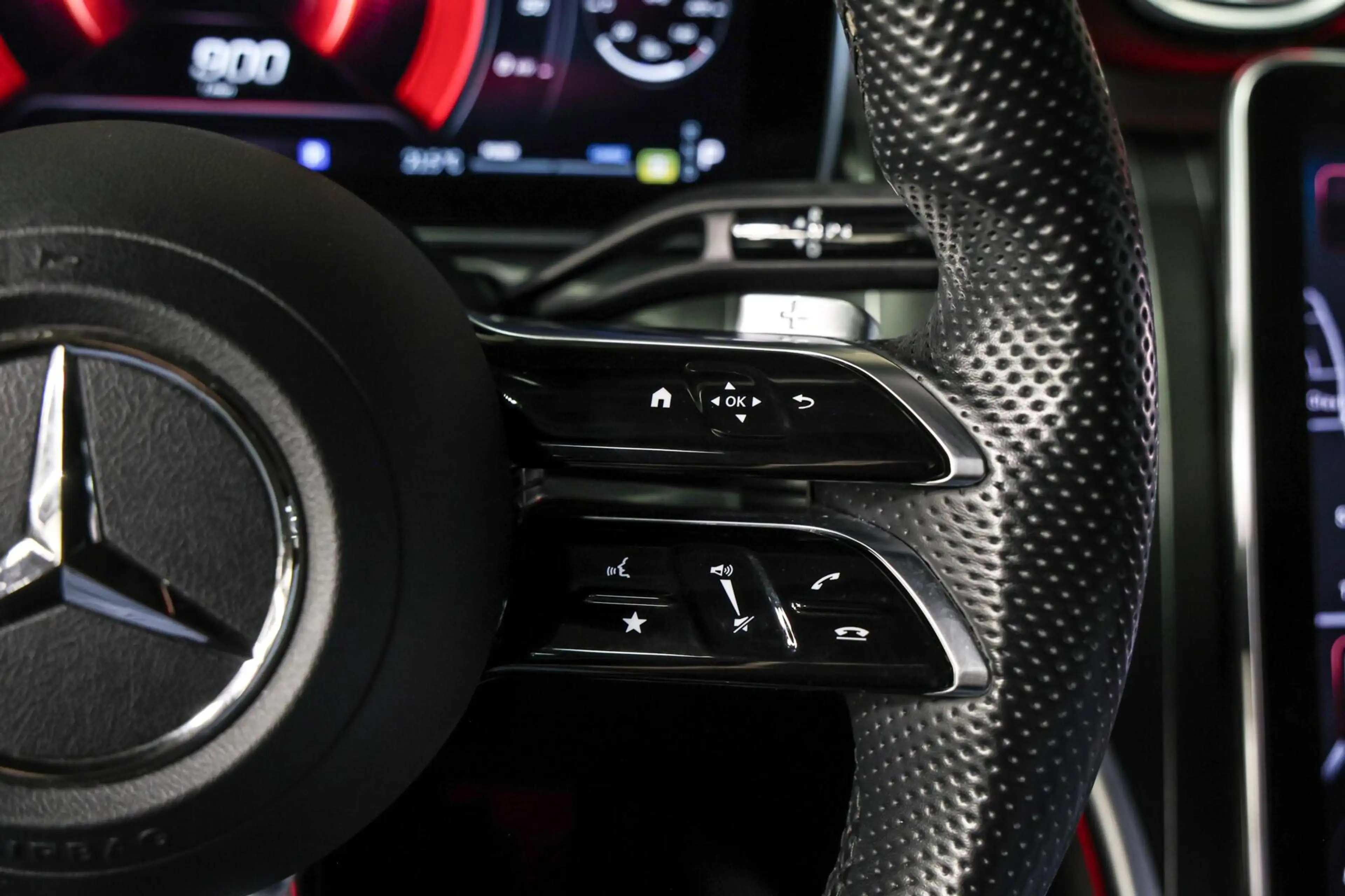 Mercedes-Benz C 180 AMG|Sfeer|Night|Camera|Memory|Carplay — photo 35