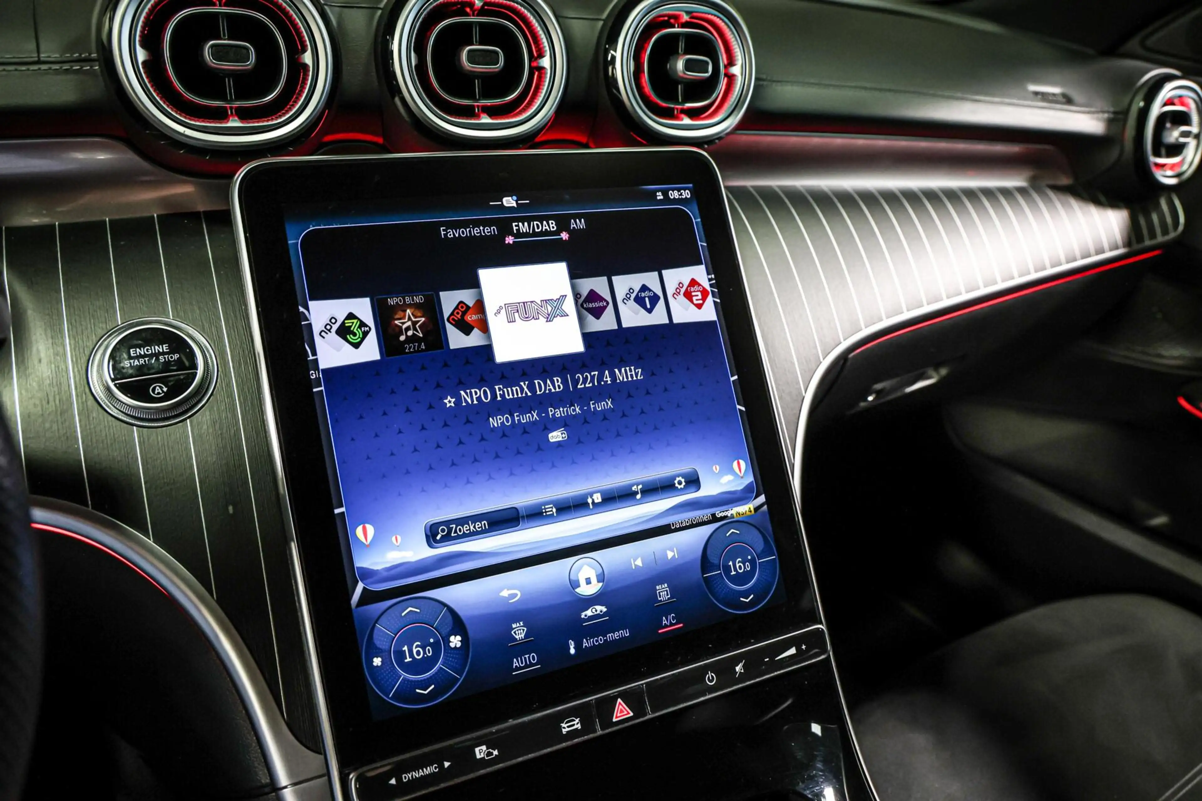 Mercedes-Benz C 180 AMG|Sfeer|Night|Camera|Memory|Carplay — photo 41