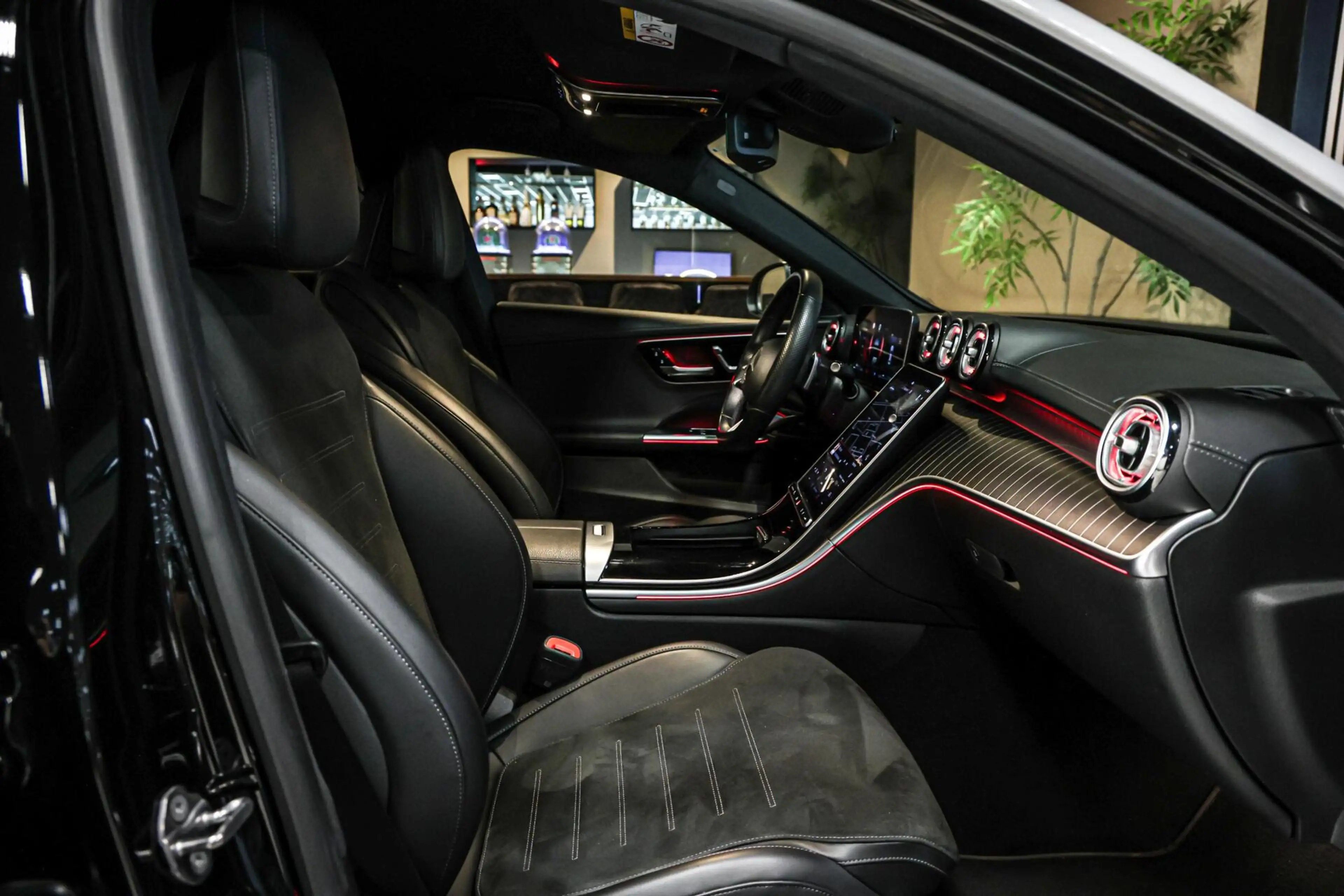 Mercedes-Benz C 180 AMG|Sfeer|Night|Camera|Memory|Carplay — photo 21