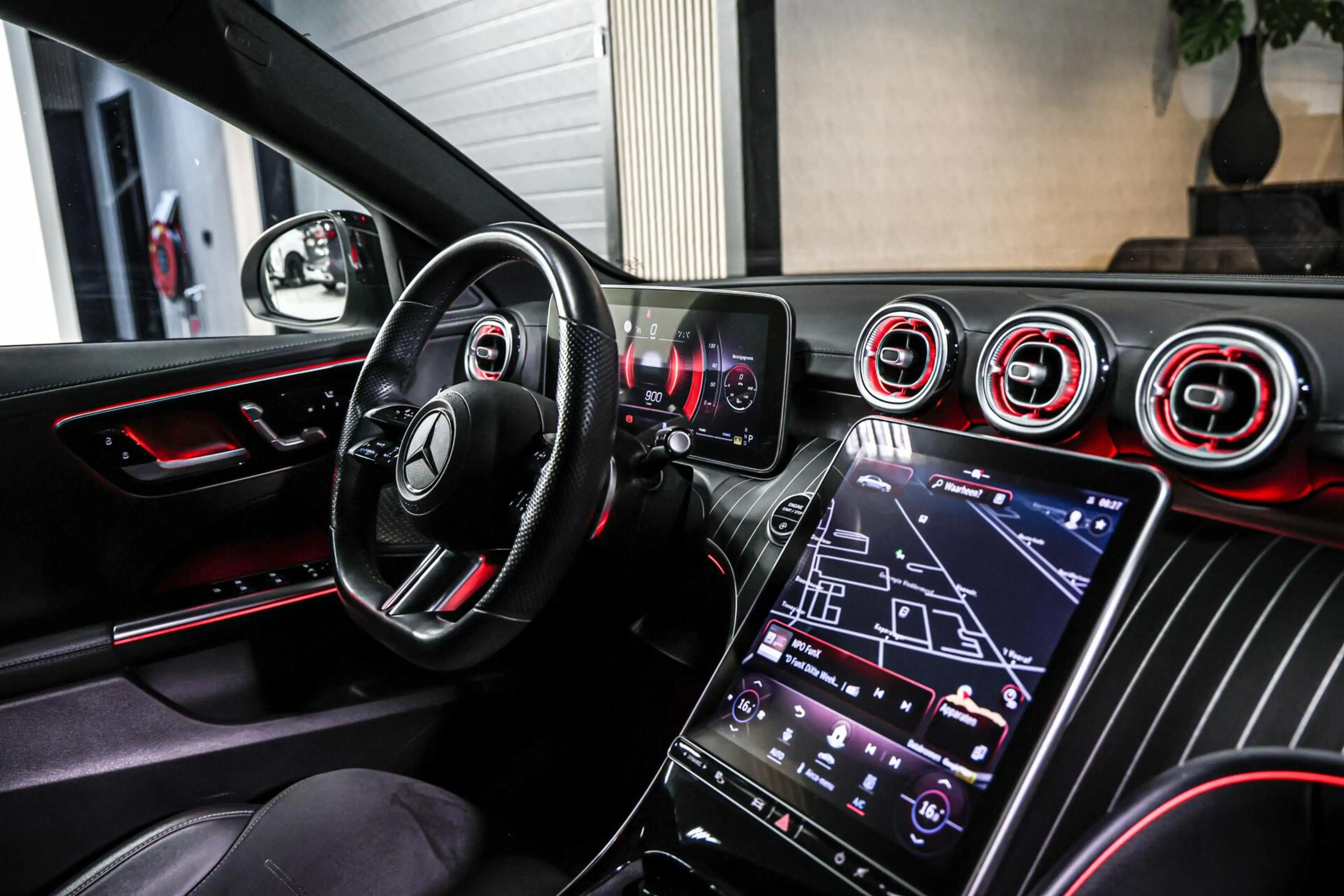 Mercedes-Benz C 180 AMG|Sfeer|Night|Camera|Memory|Carplay — photo 27