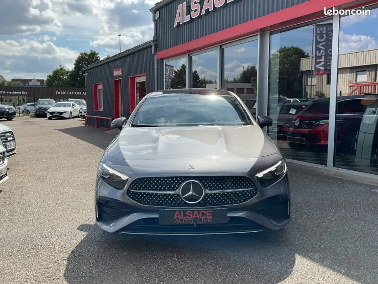 Mercedes-Benz A 200 Mercedes 200 163CH AMG LINE 7G-DCT Gris - 2
