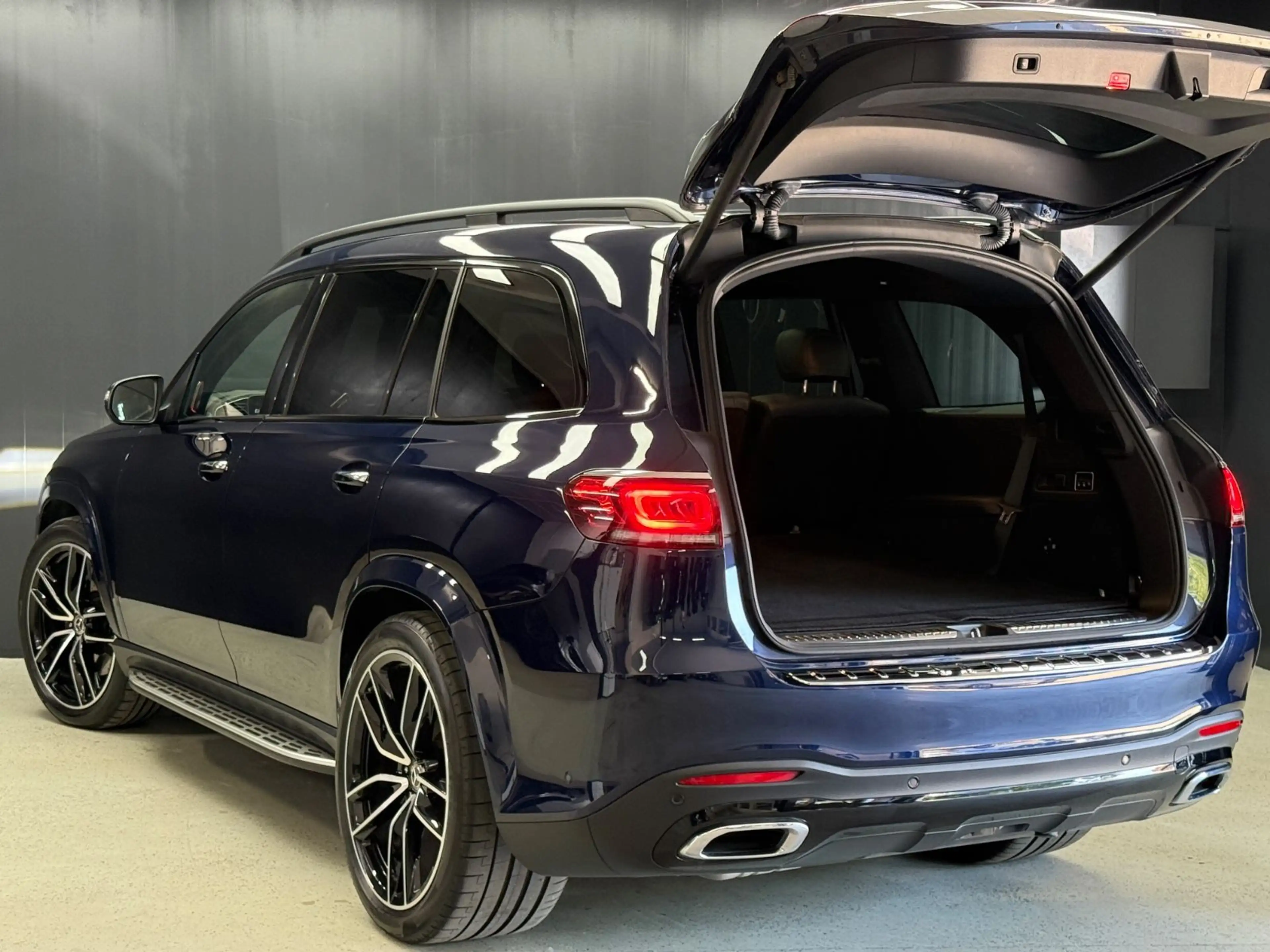 Mercedes-Benz GLS 400 AMG*Exclusive*23"Burmester High-End*VOLL — photo 7