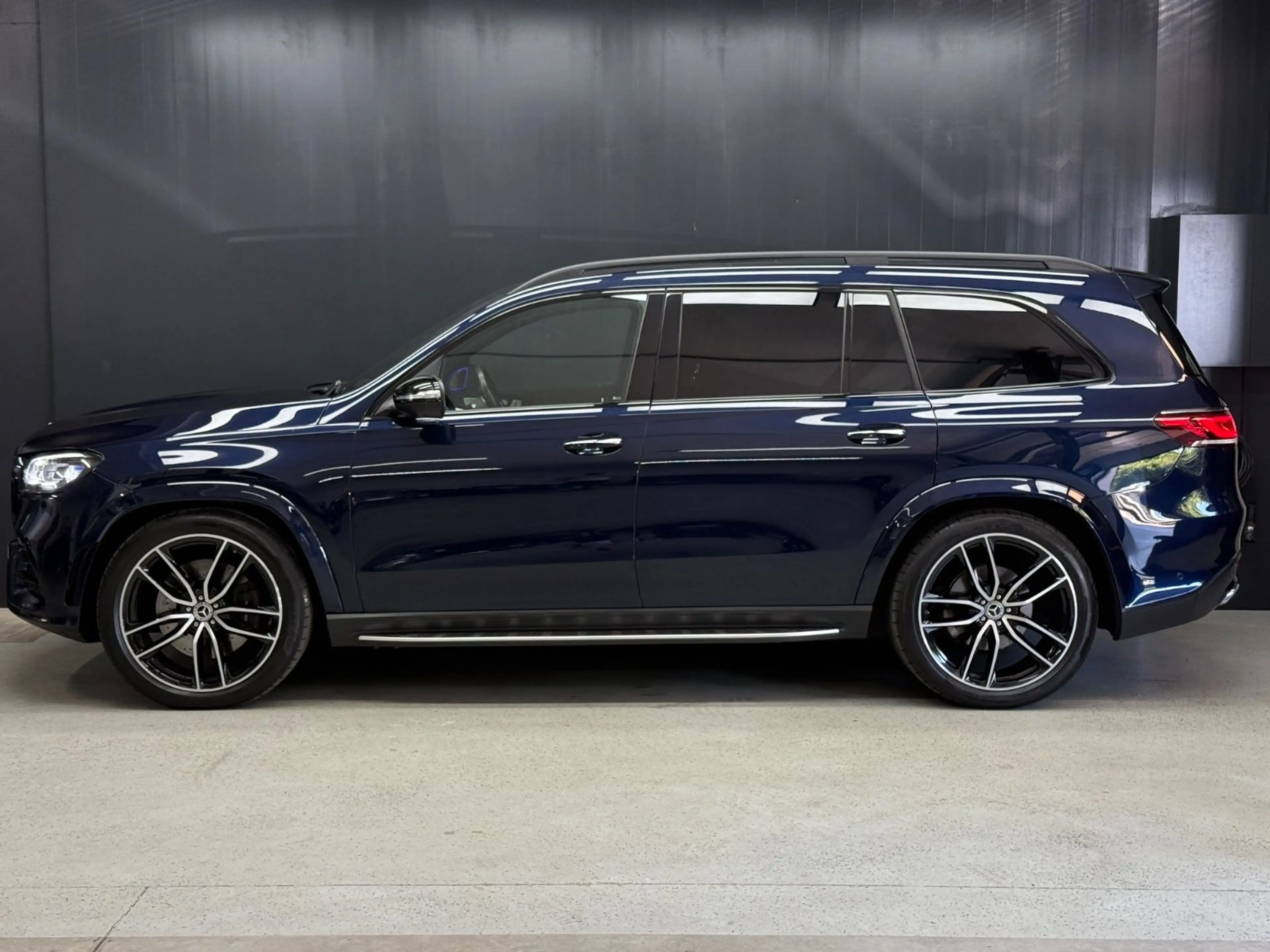 Mercedes-Benz GLS 400 AMG*Exclusive*23"Burmester High-End*VOLL — photo 4