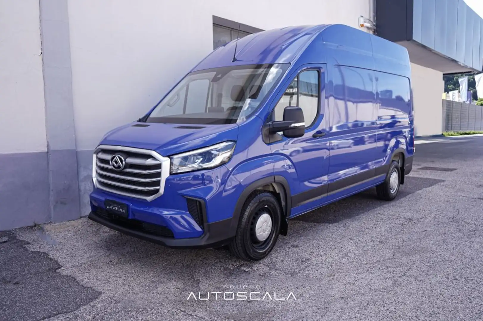 Maxus Deliver 9 2.0 CRDI 150CV RWD L3 H2 Furgone Blau - 1
