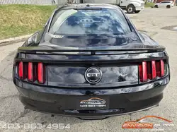 Ford Mustang снимка Ford Mustang