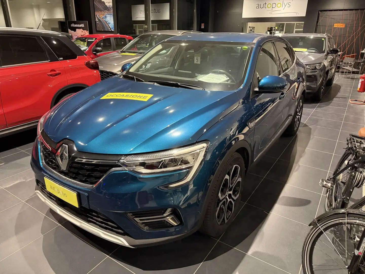 Renault Arkana Arkana Hybrid E-Tech 145 CV Intens Blau - 1