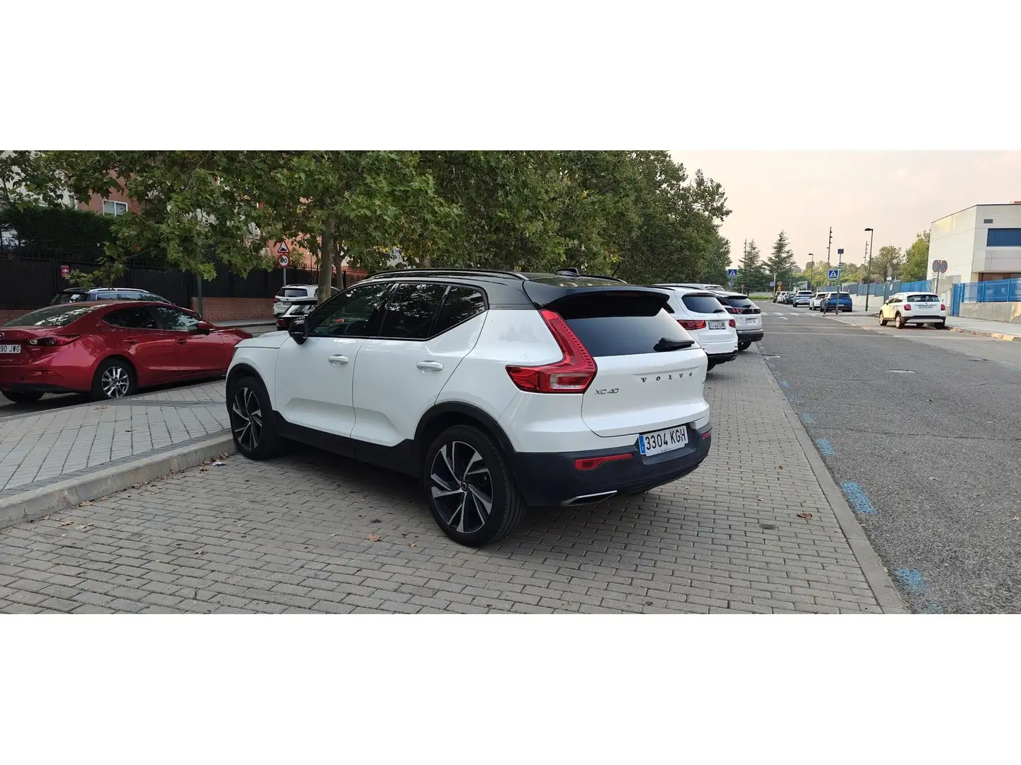 Volvo XC40 XC40 T5 R-Design AWD Aut. R-Design Blanco - 2