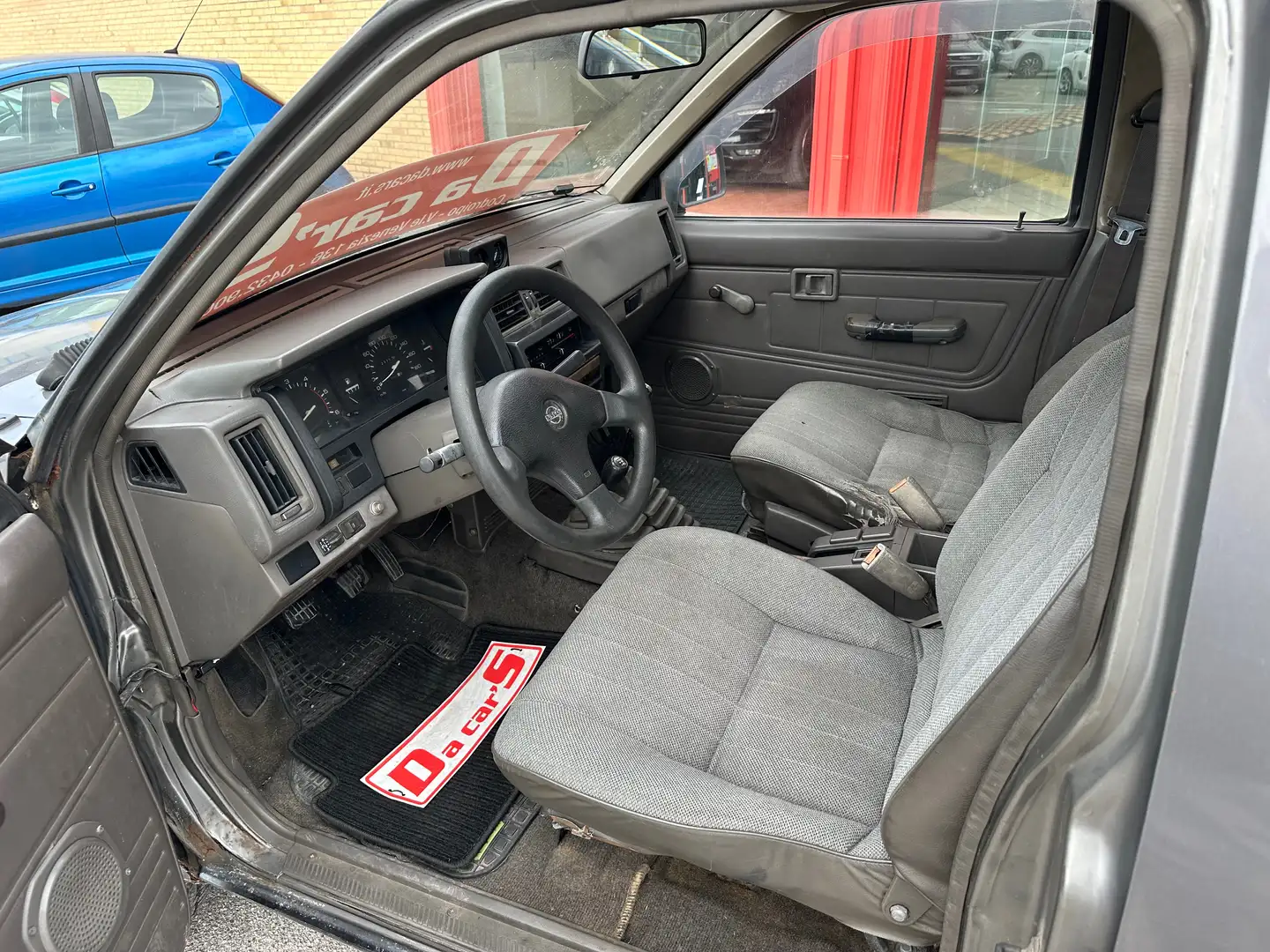 Nissan King Cab 2.5d, NEOPATENTATI OK! Gris - 2