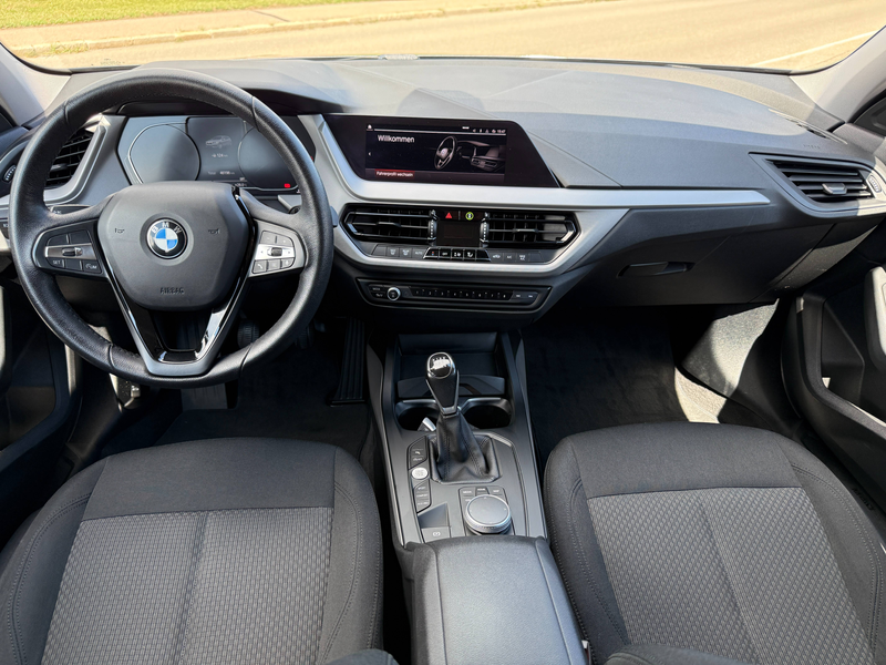 BMW 118 118 i +Garantie Kamera Navi TÜV+Service NEU — photo 15