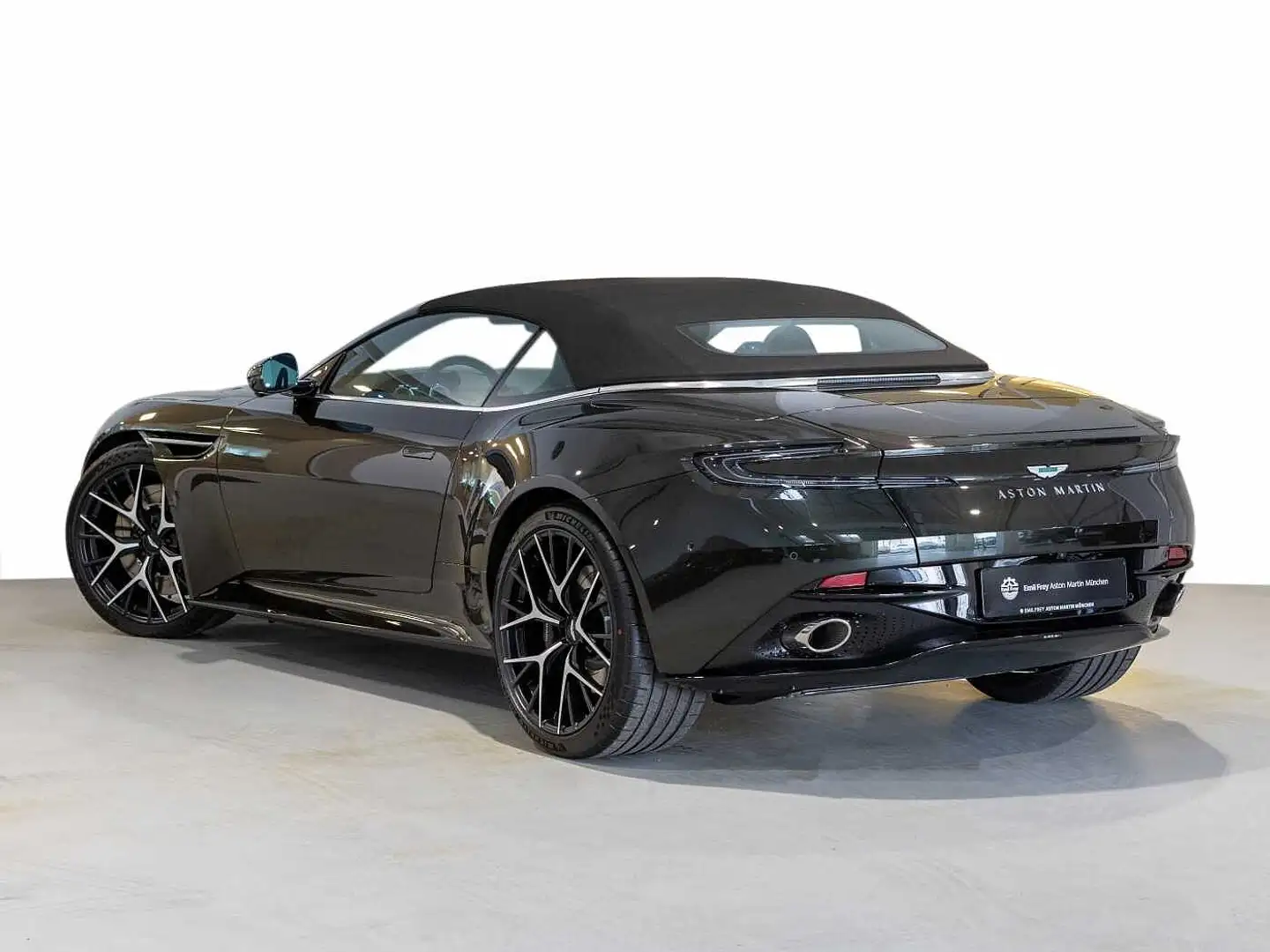 Aston Martin DB12 Volante Vert - 2