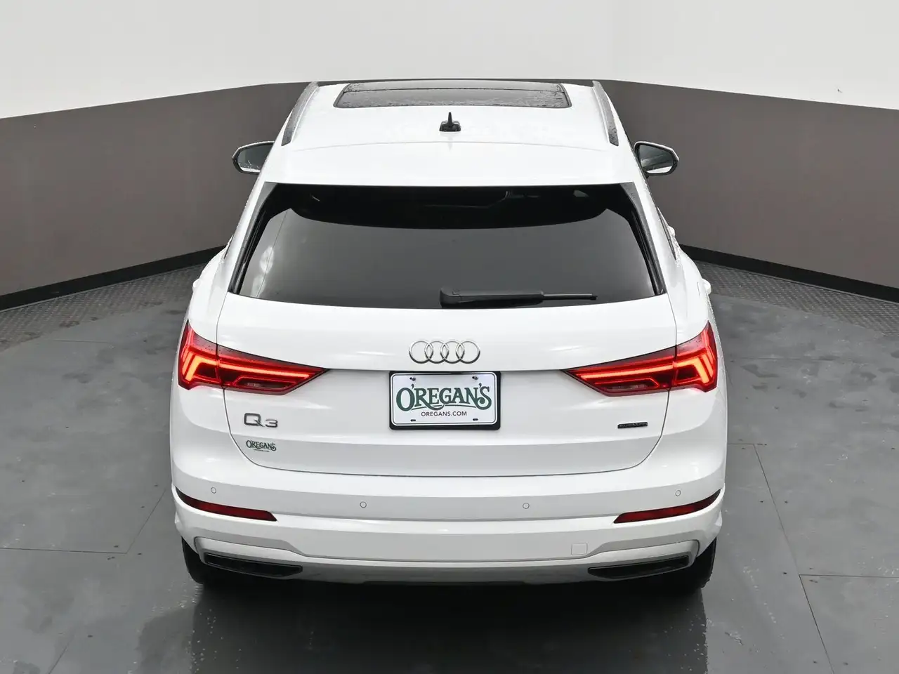 Audi Q3 снимка Audi Q3