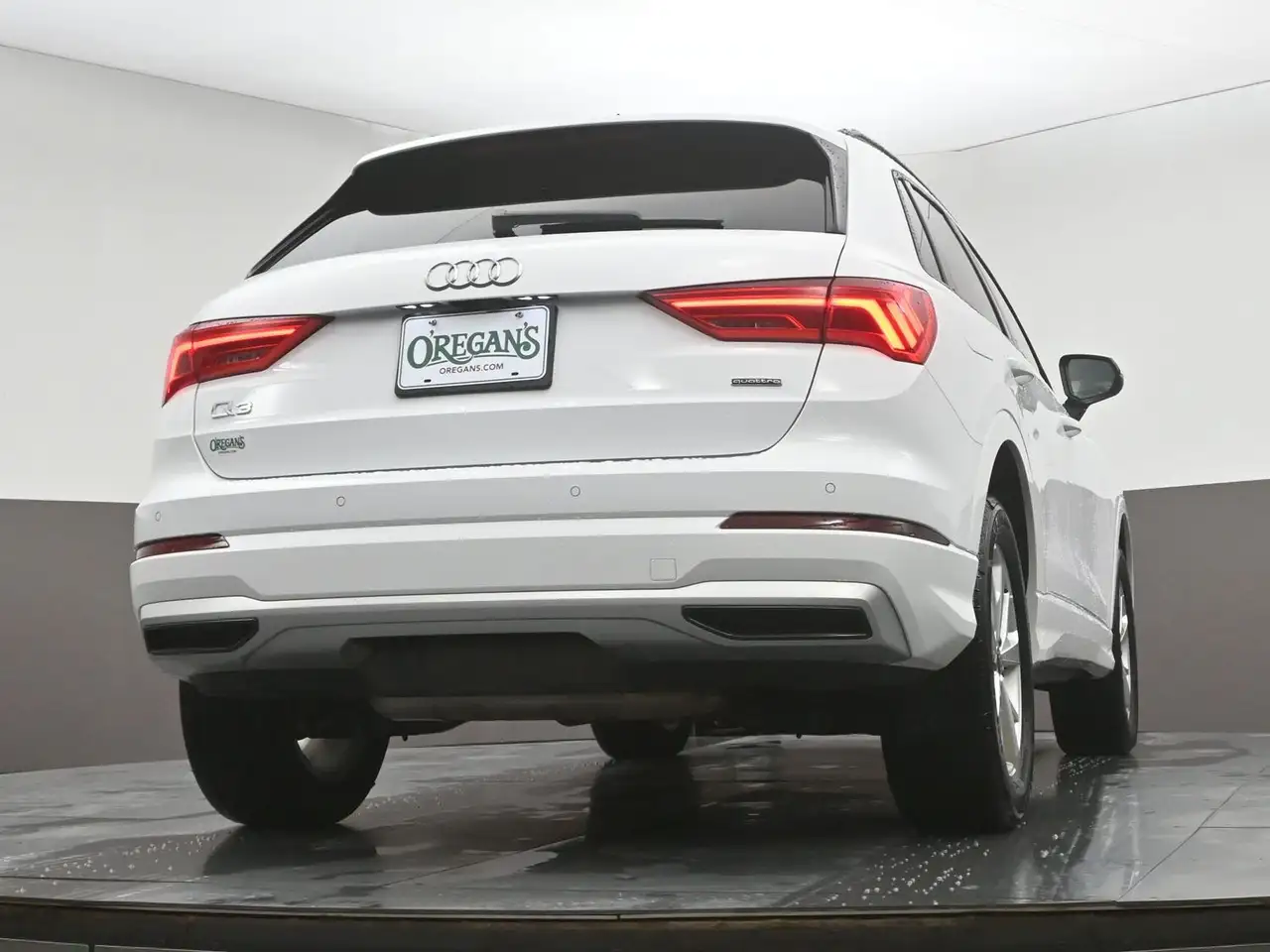 Audi Q3 снимка Audi Q3