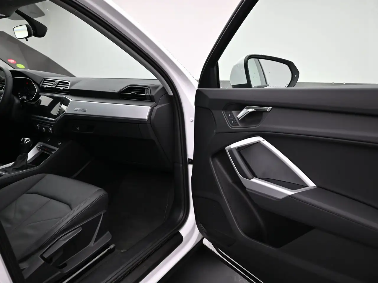 Audi Q3 снимка Audi Q3