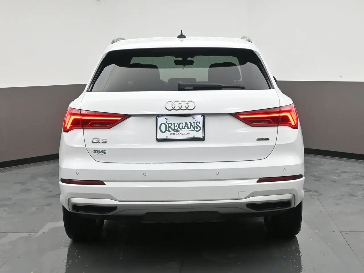 Audi Q3 снимка Audi Q3