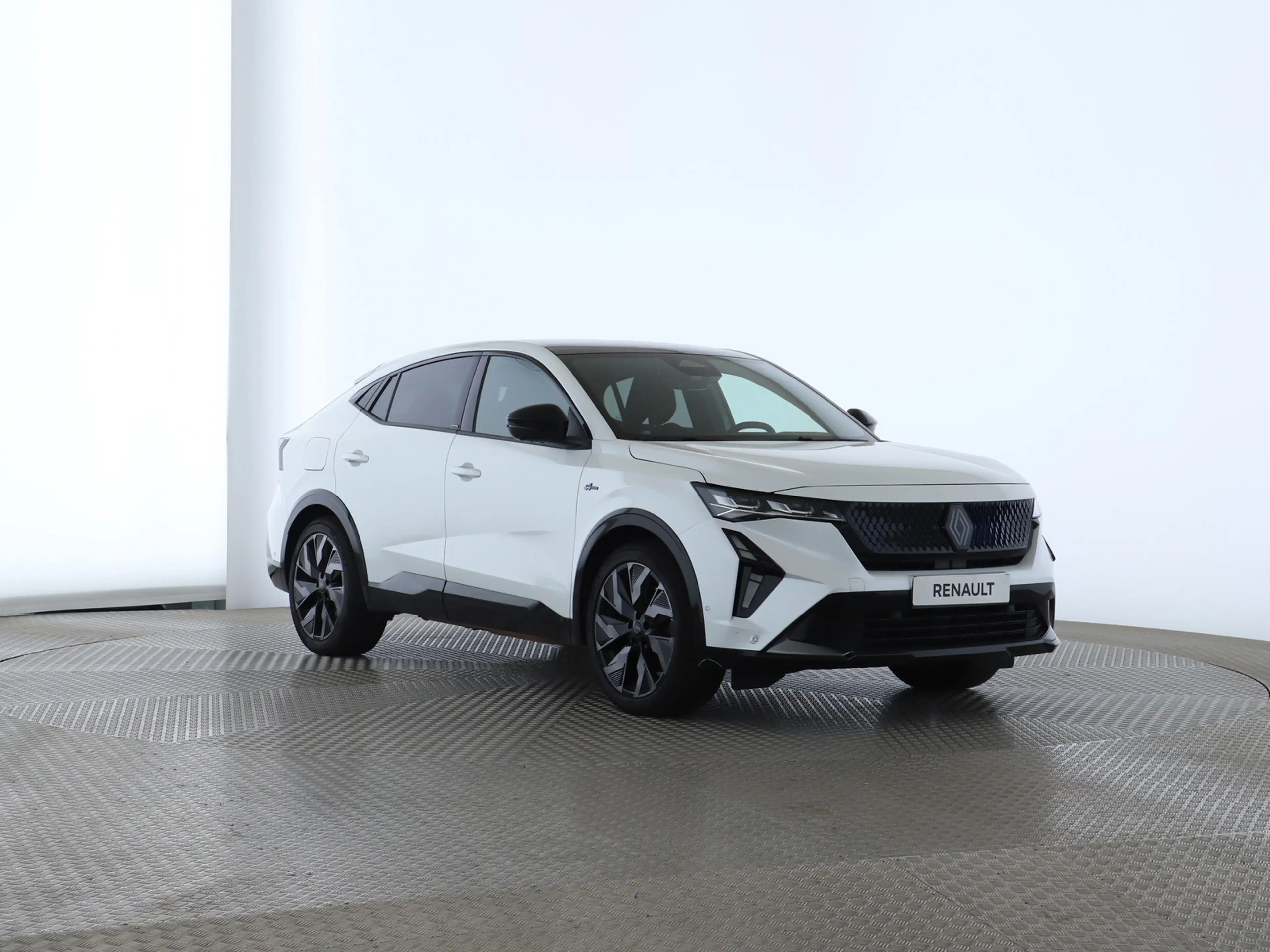 Renault Rafale Esprit Alpine E-Tech Plug-in Hybrid 300 4x4 — photo 9