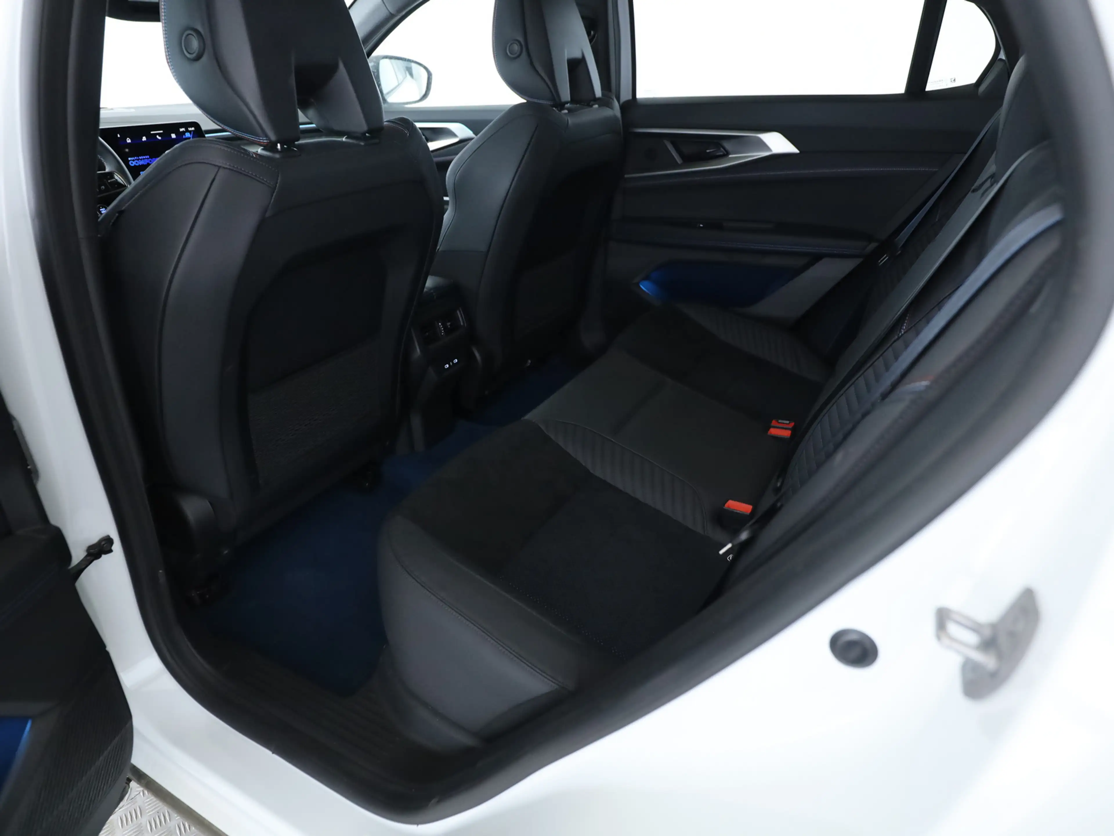 Renault Rafale Esprit Alpine E-Tech Plug-in Hybrid 300 4x4 — photo 12