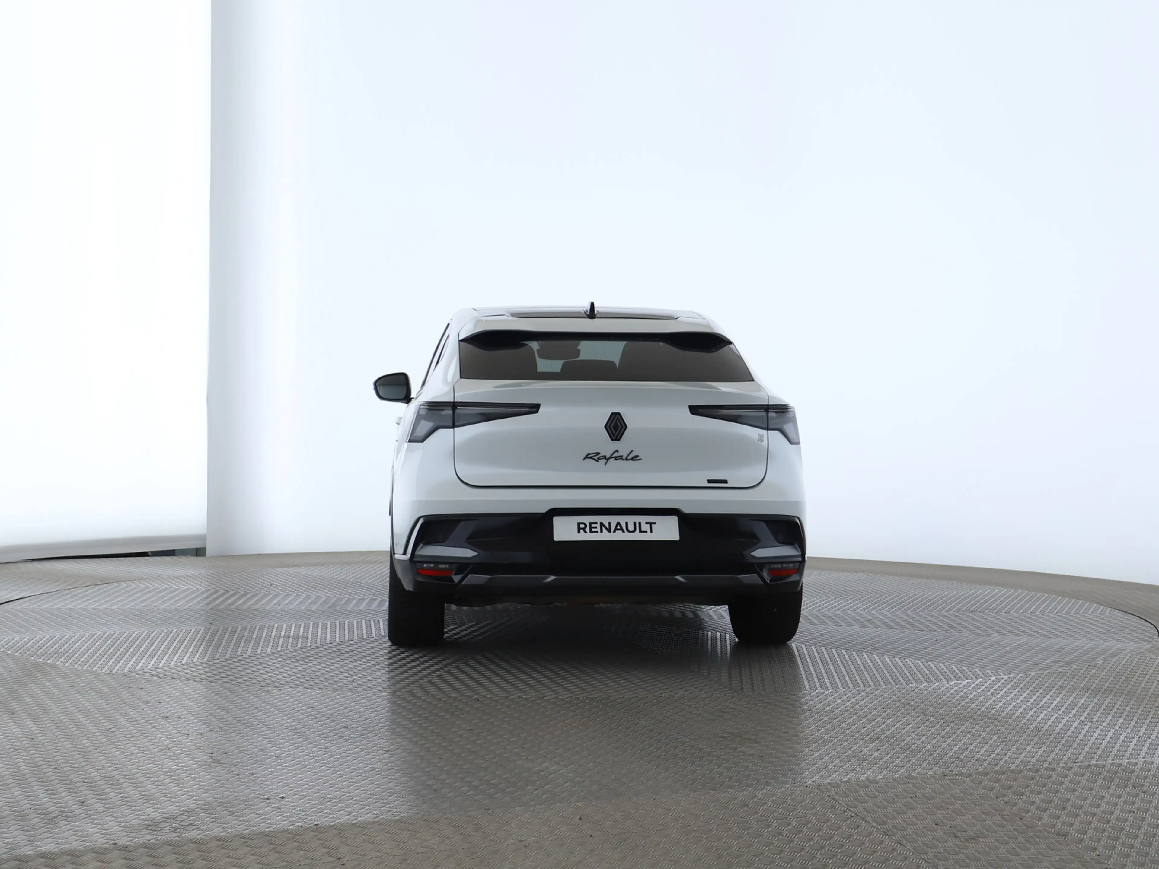 Renault Rafale Esprit Alpine E-Tech Plug-in Hybrid 300 4x4 — photo 5