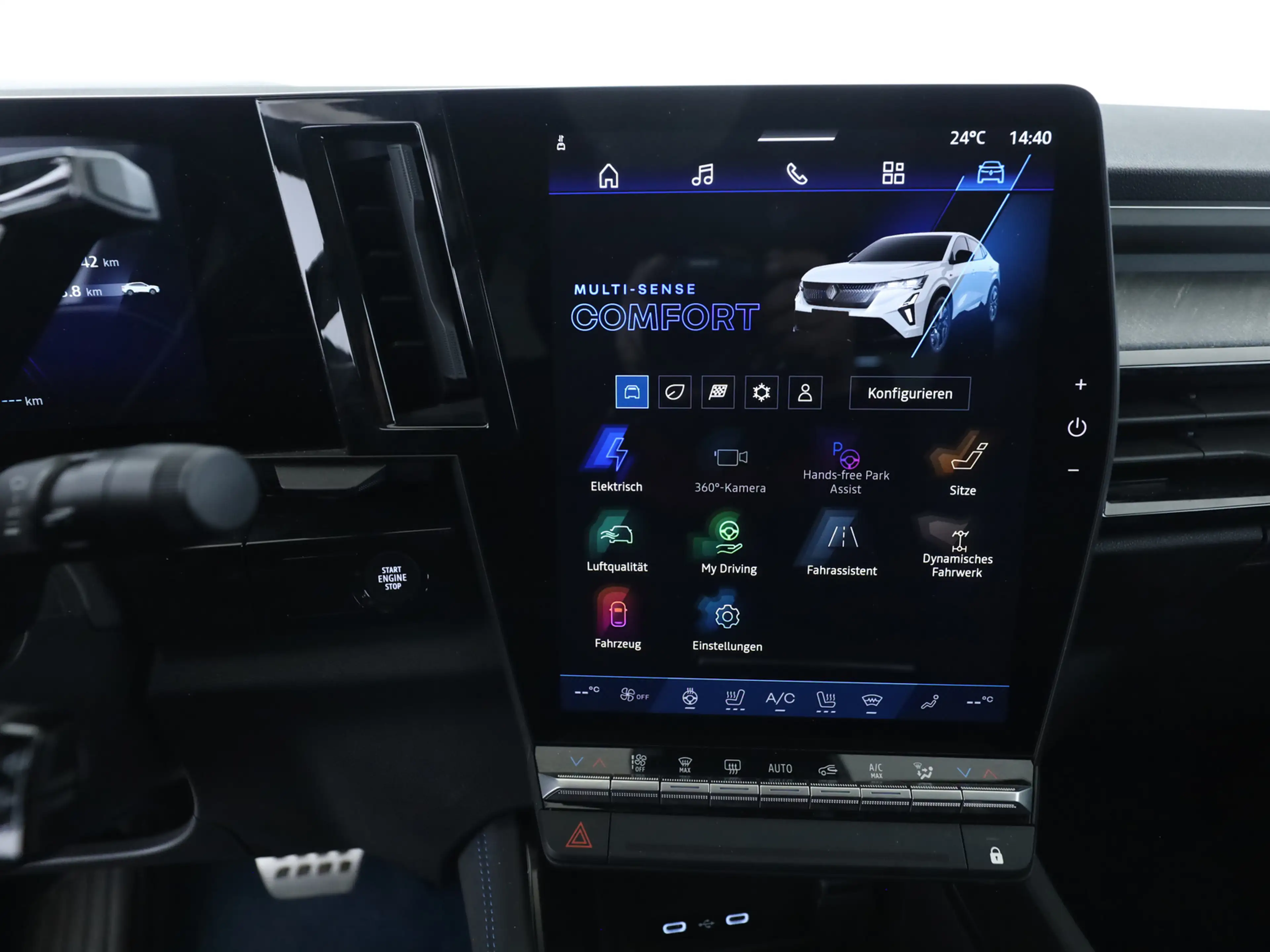 Renault Rafale Esprit Alpine E-Tech Plug-in Hybrid 300 4x4 — photo 15