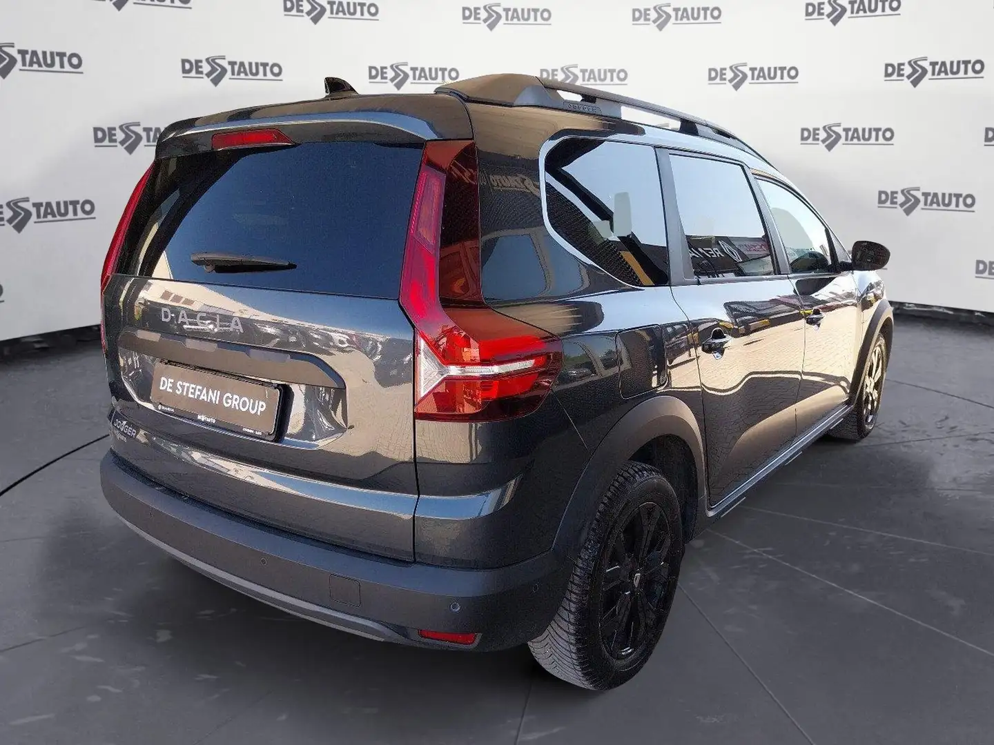 Dacia Jogger Jogger 1.0 tce Extreme UP Gpl 100cv Grigio - 2