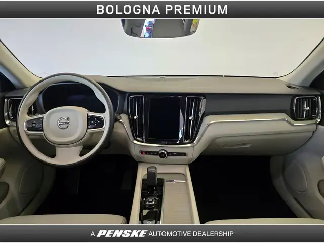 Volvo V60 view 4