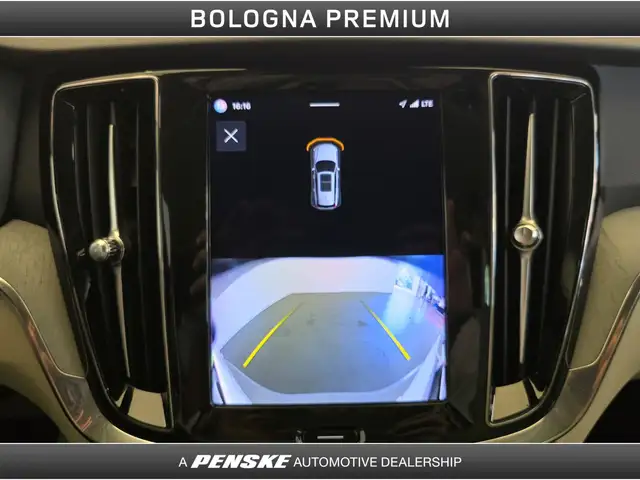 Volvo V60 view 14