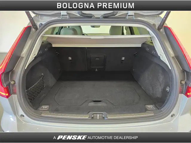Volvo V60 view 10