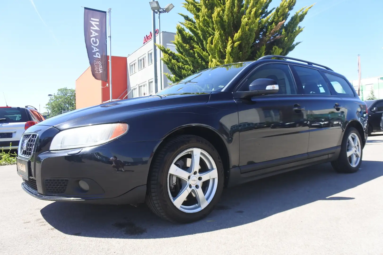 Volvo V70 V70 D5 Summum Geartronic Aut./Pickerl 4/2027 Schwarz - 2