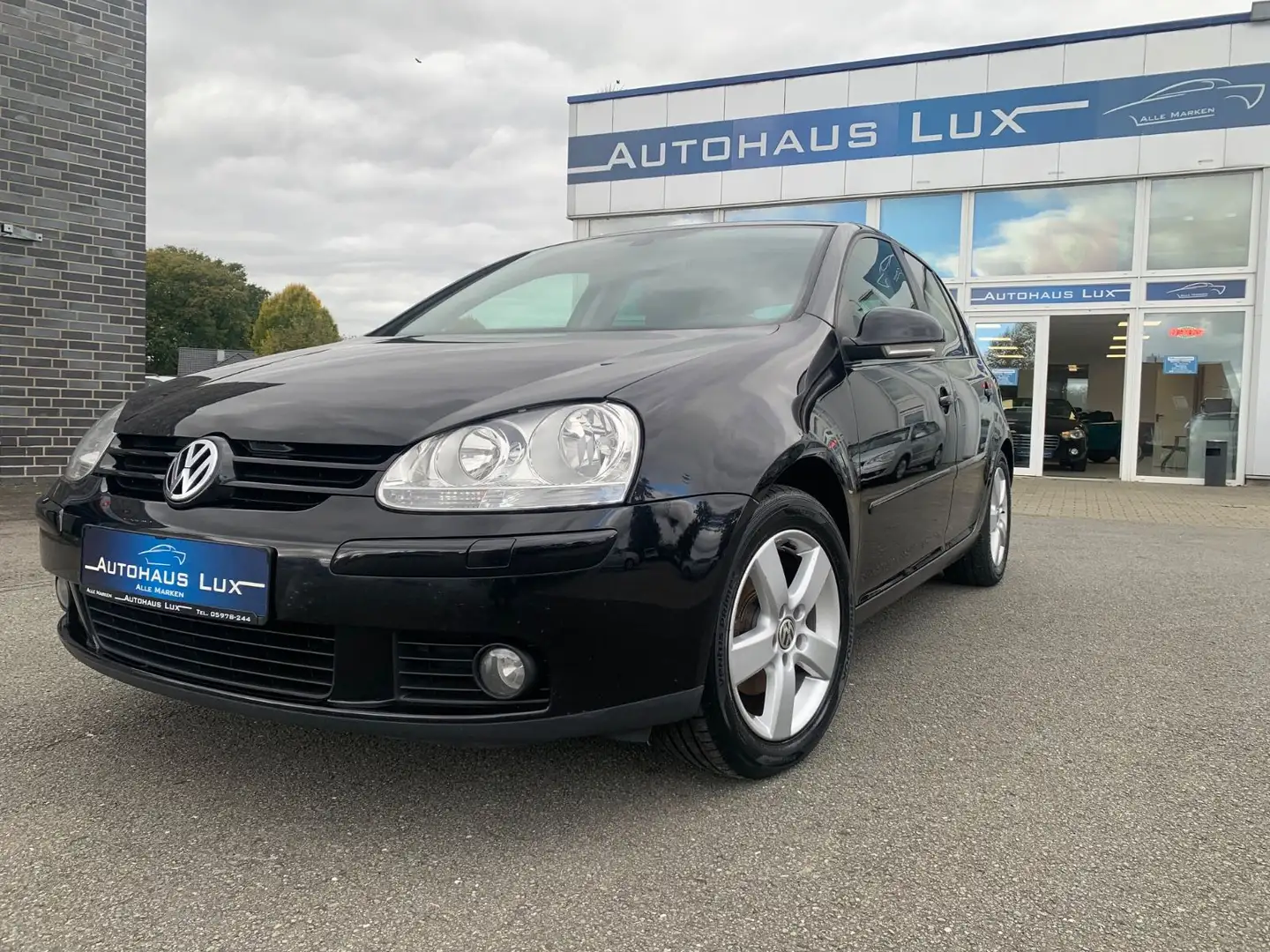 Volkswagen Golf V Lim. United/1.9 Schwarz - 1
