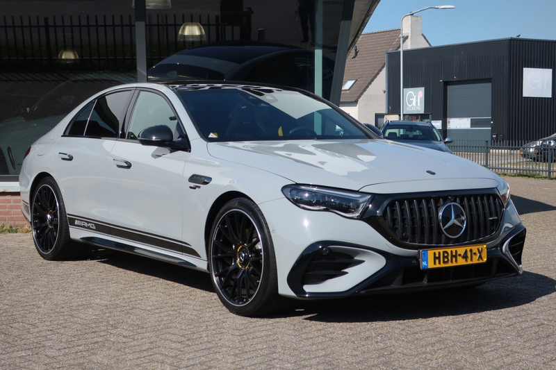 Mercedes-Benz E 53 AMG 4MATIC+ Edition 1 4D-BUR_4 — photo 7