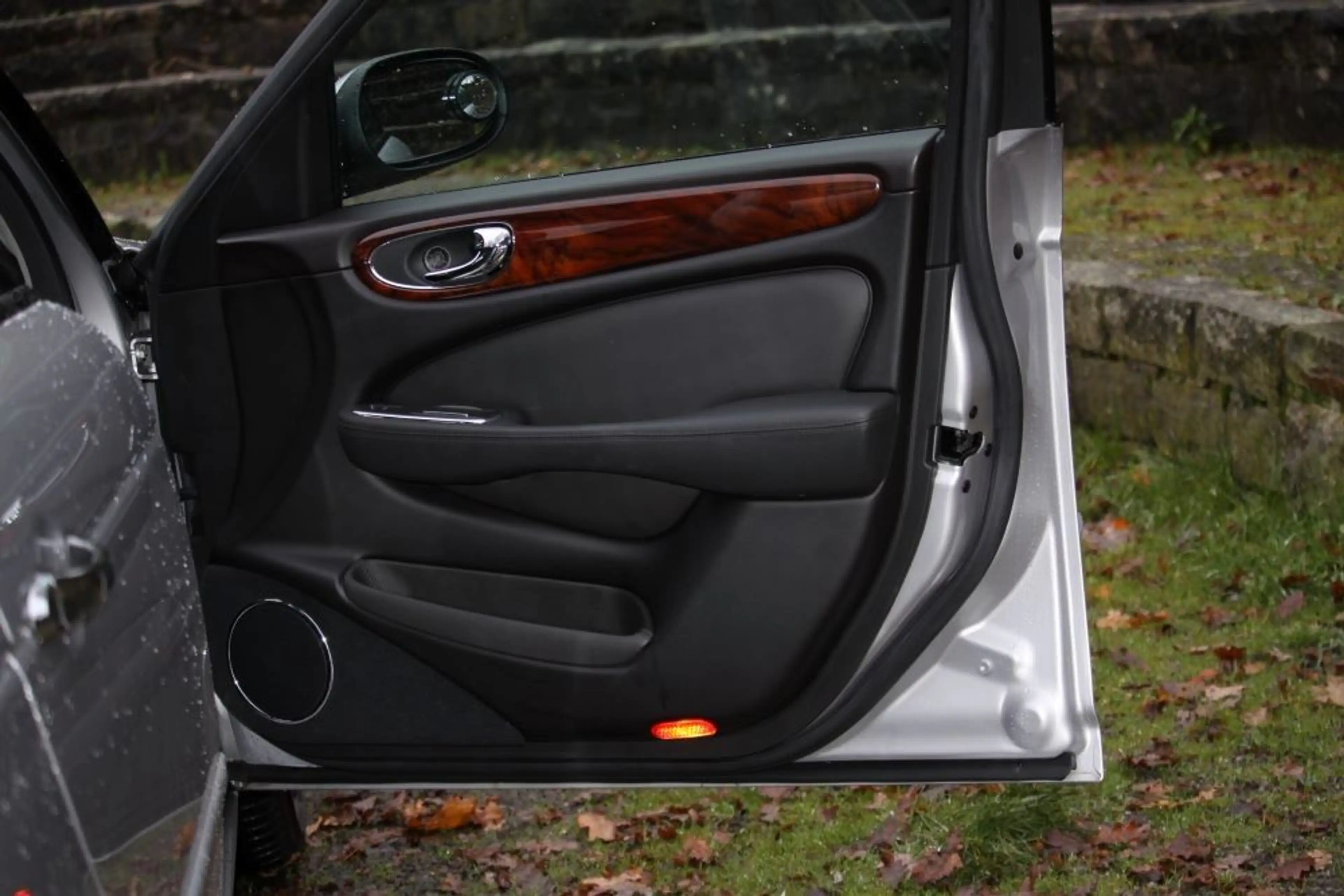 Jaguar XJR Top gepflegter XJR mit 3 Jahre Garantie — photo 9