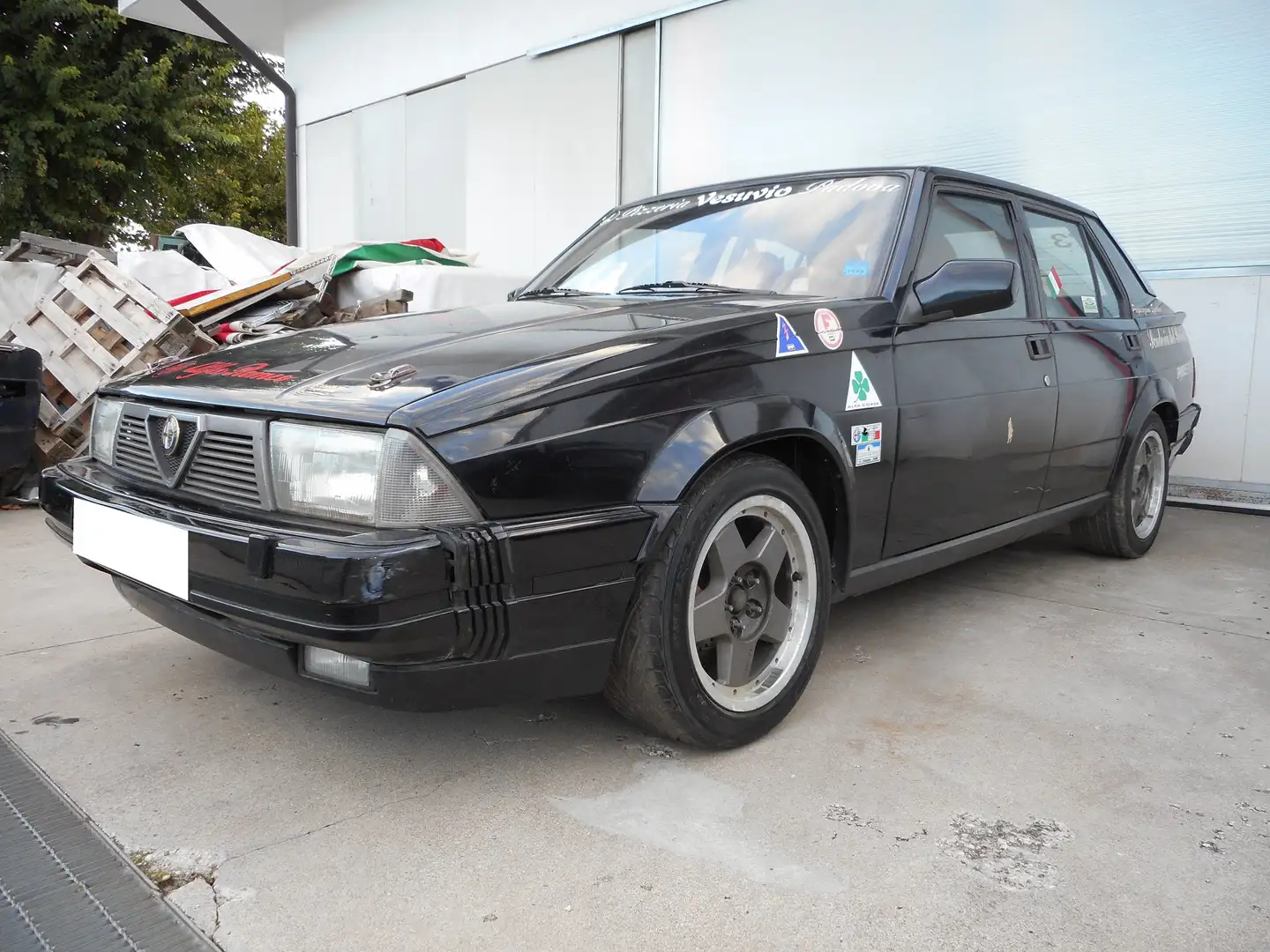 Alfa Romeo 75 Milano 2.5 V6 Nero - 2