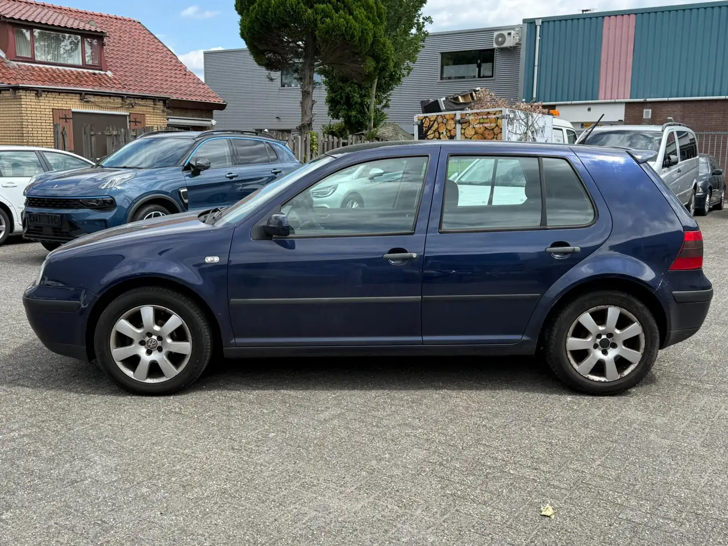 Volkswagen Golf 1.6-16V Trendline INRUILKOOPJE LOOPT ONREGEL Bleu - 2