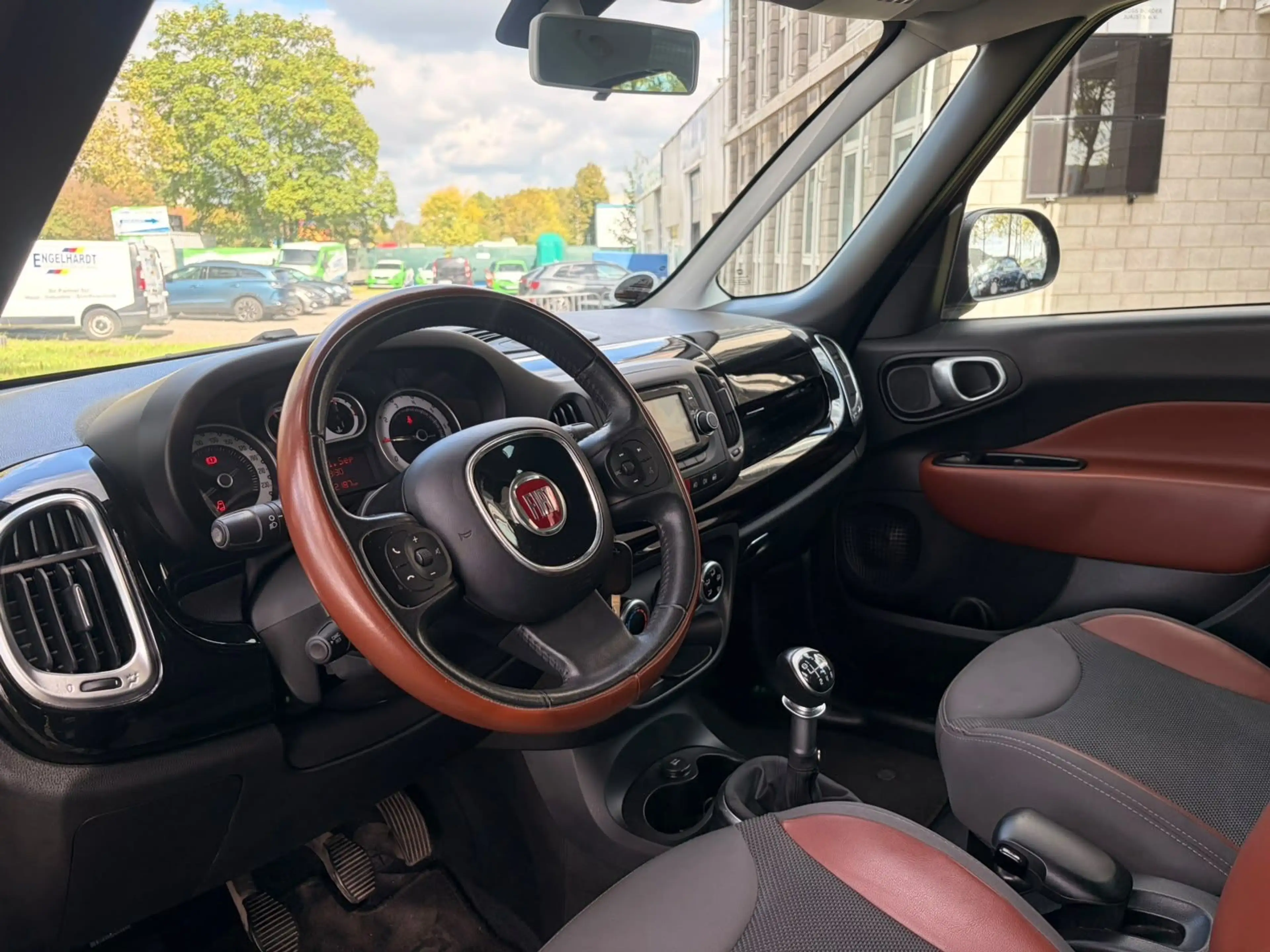 Fiat 500L Trekking. Navigation / Euro 6 — photo 13