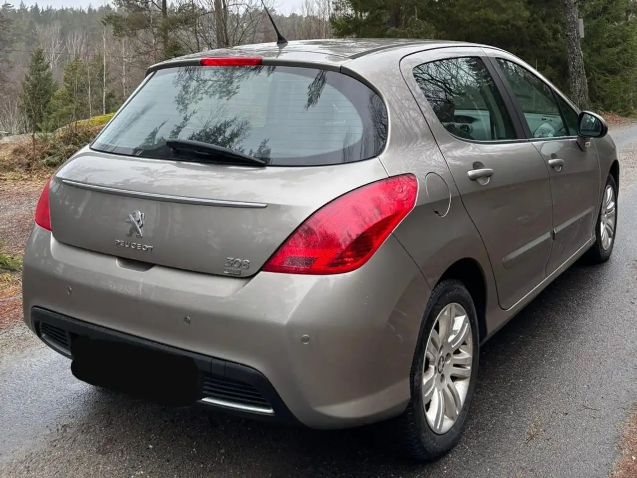 Peugeot 308 1.6 e-HDi 112ch FAP Sportium