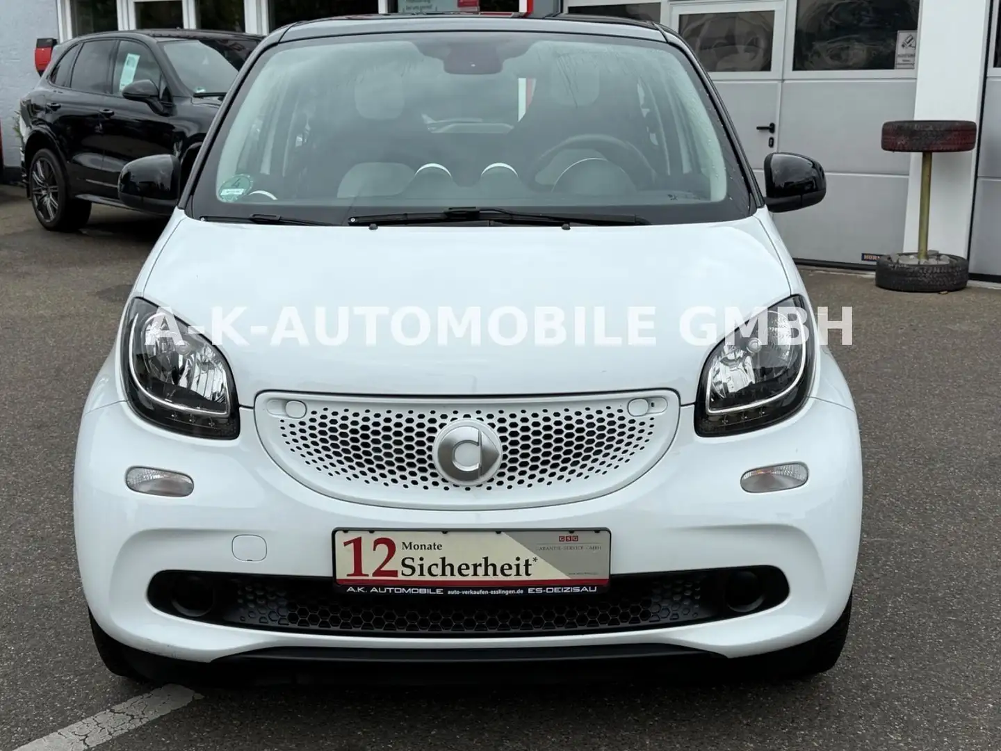 smart forFour Passion 52kW *1-HAND*PANORAMA*SHZ* Bílá - 1
