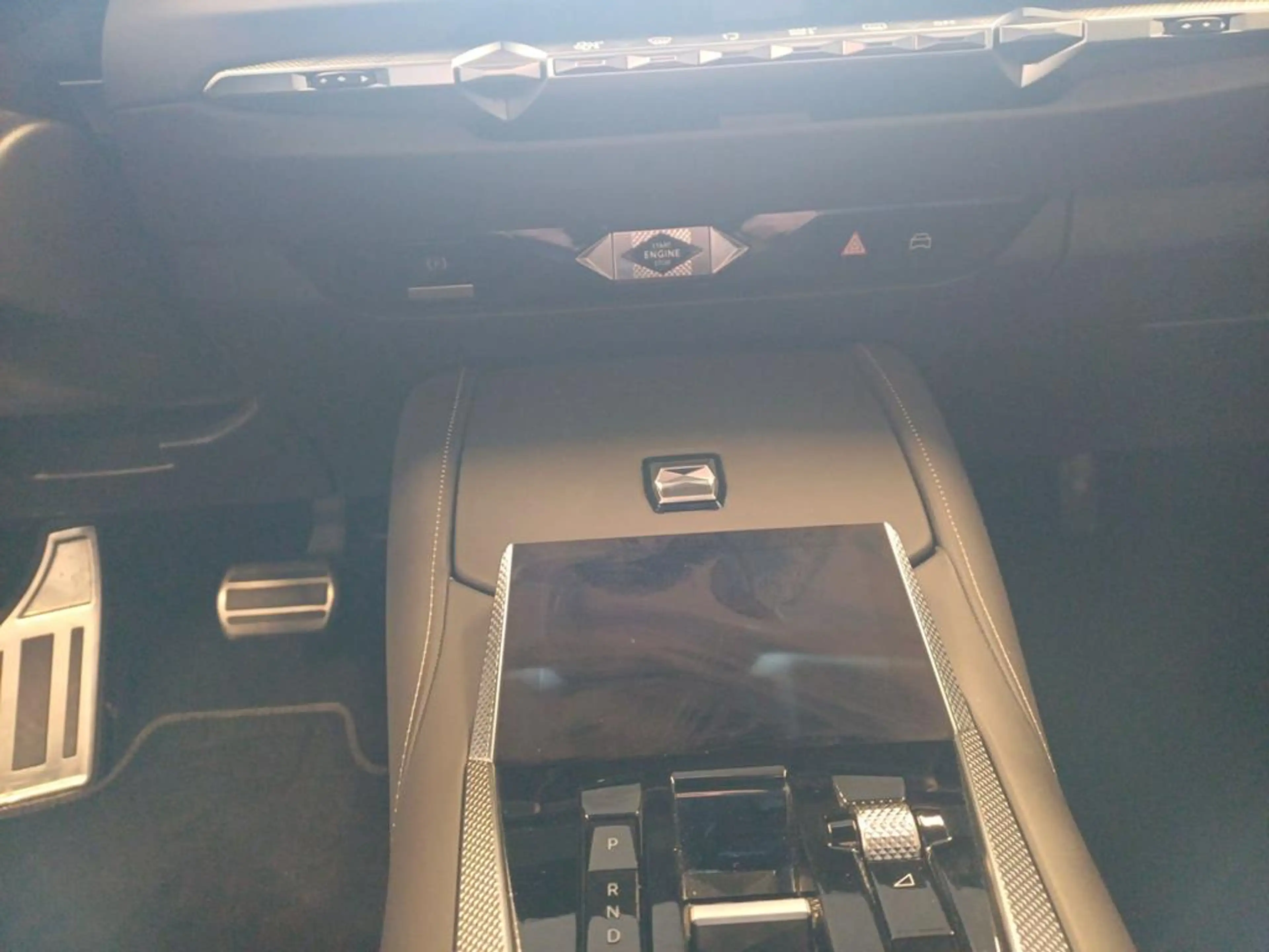 DS Automobiles DS 4 Opera PureTech 130 EAT8 — photo 11