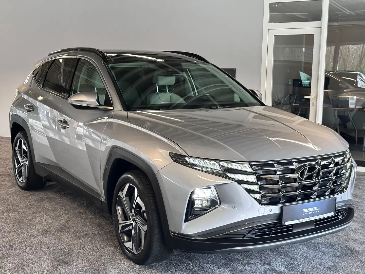 Hyundai TUCSON Prime Hybrid 2WD Pano Sitzbelüft. Leder Silber - 2