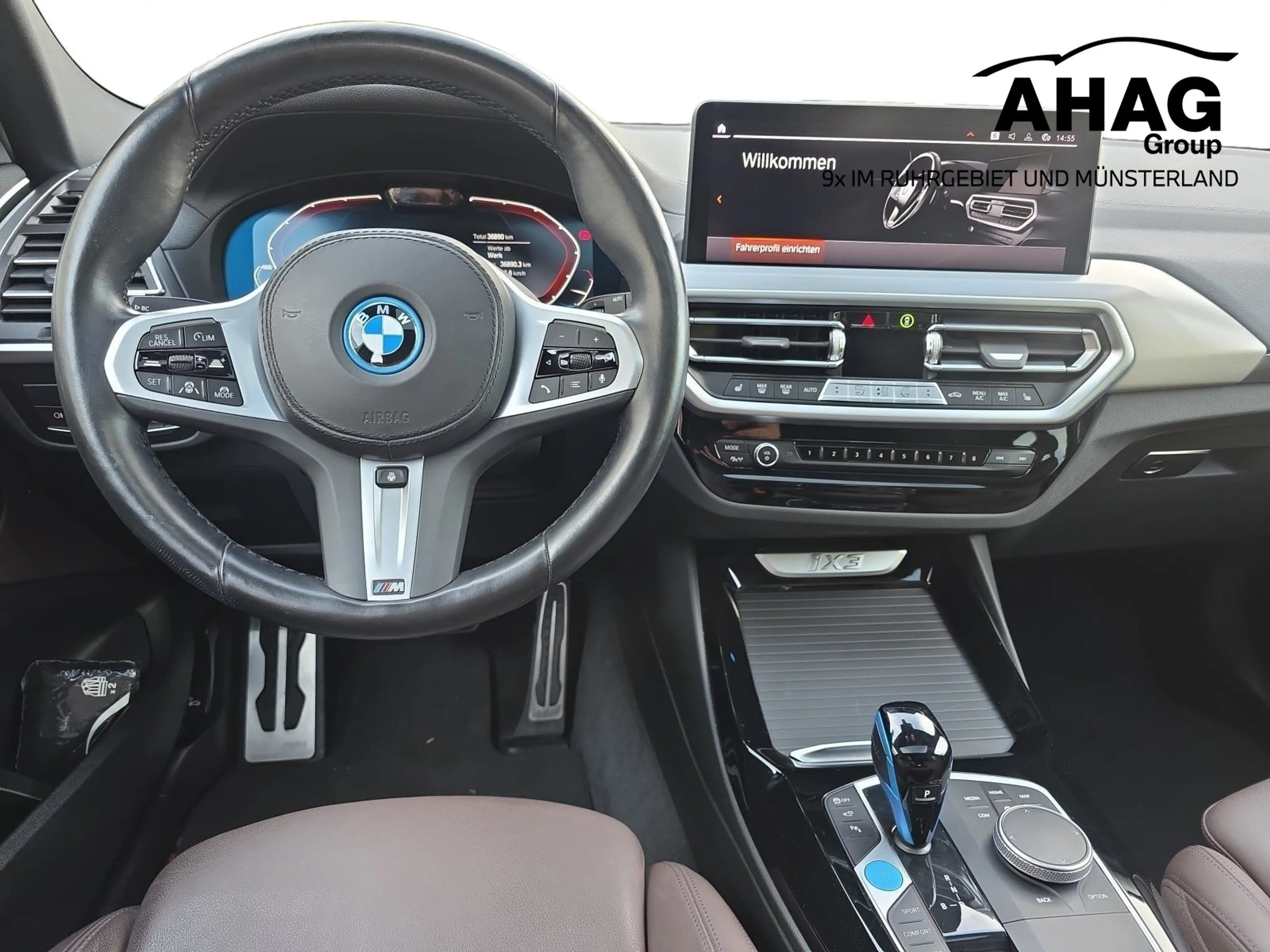 BMW iX3 — photo 7