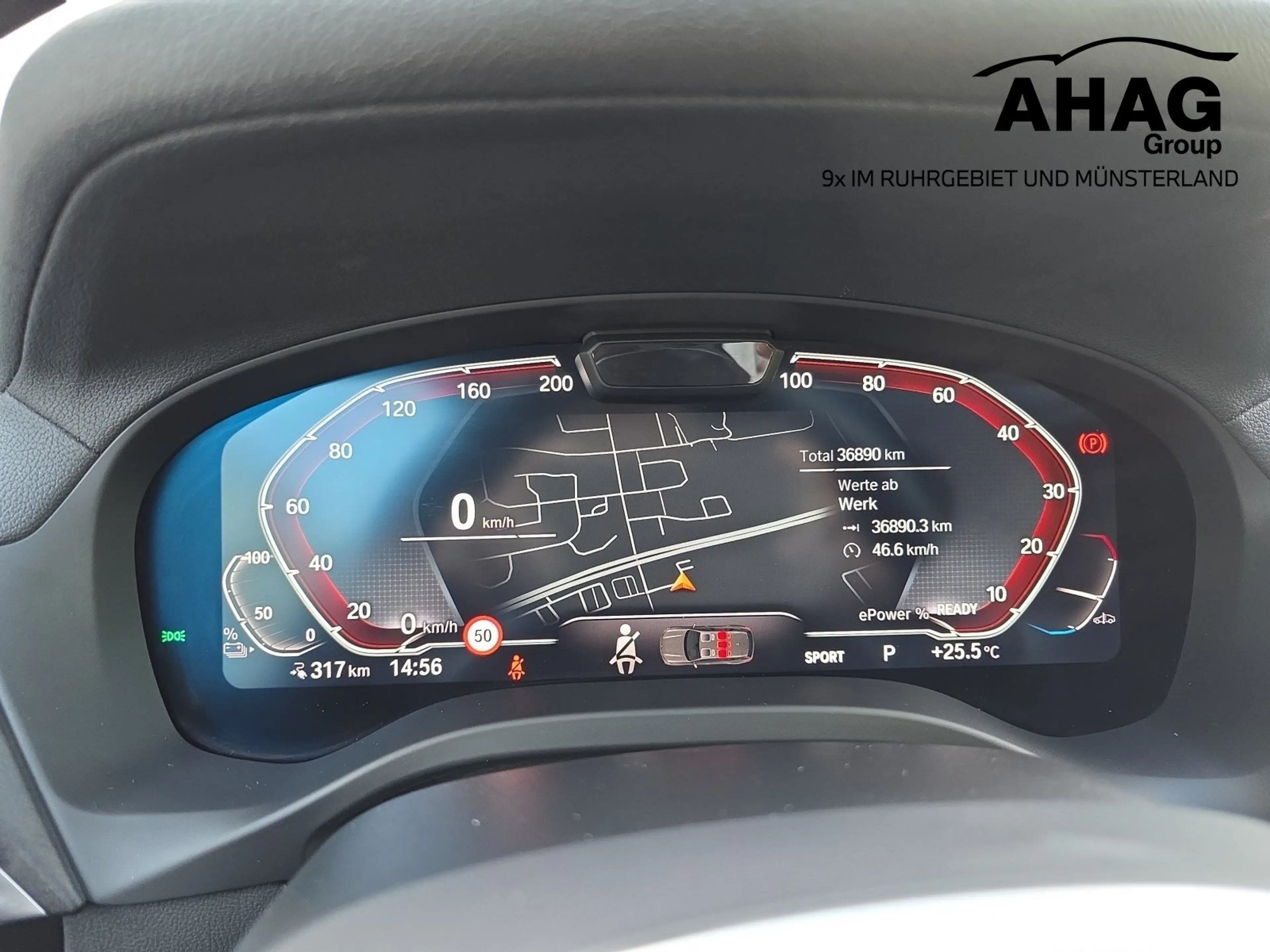 BMW iX3 — photo 9