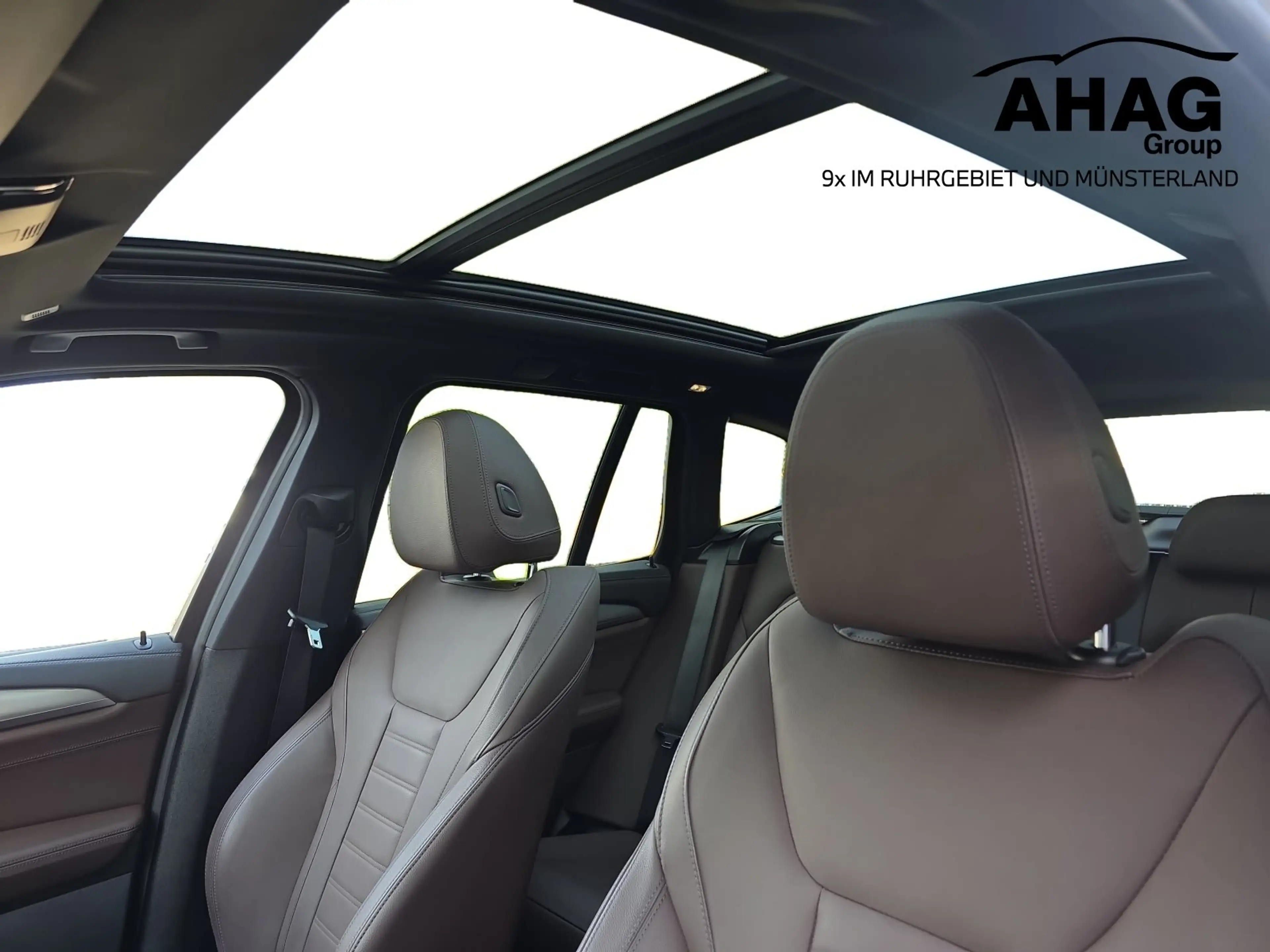 BMW iX3 — photo 11
