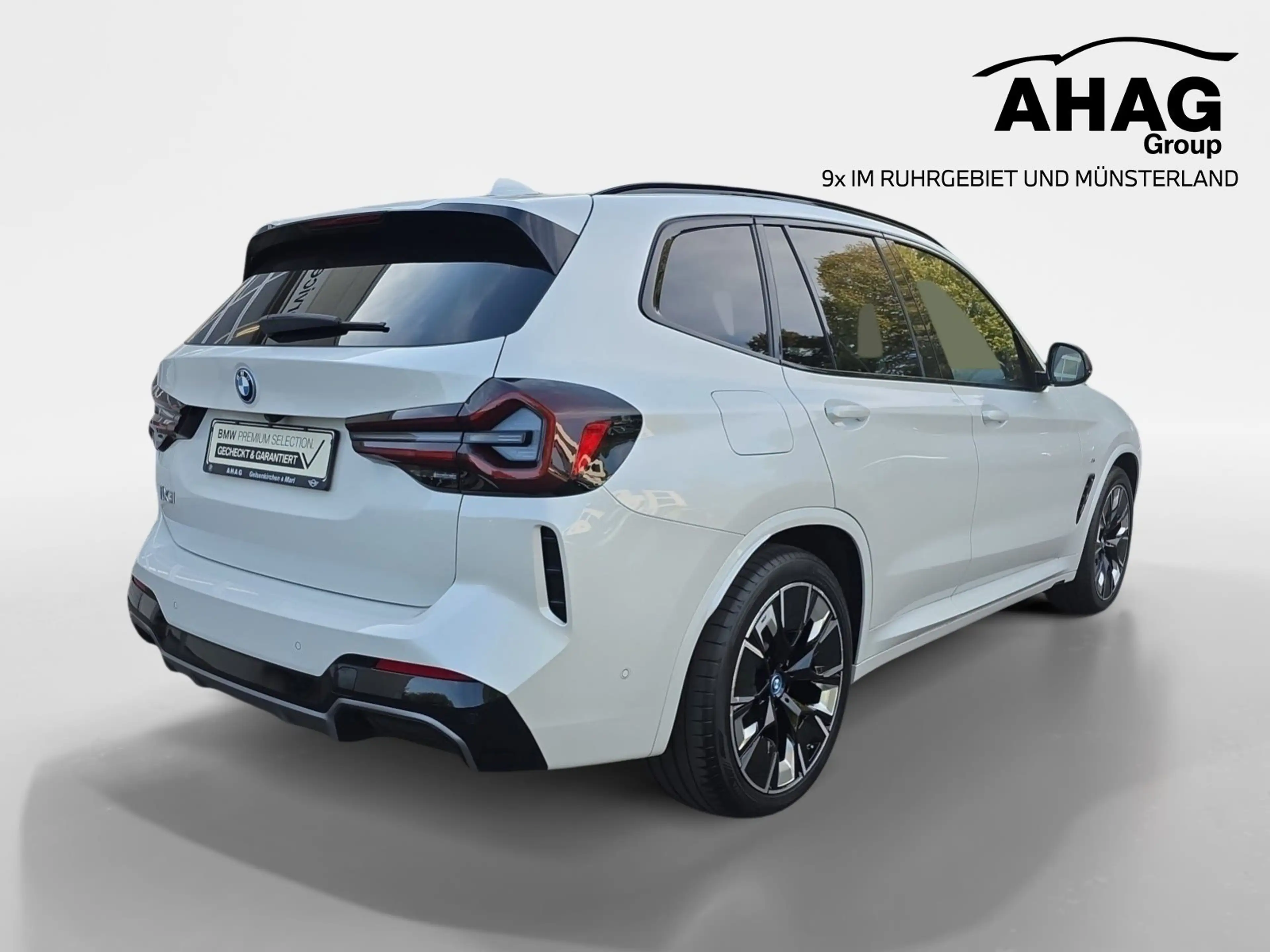 BMW iX3 — photo 5