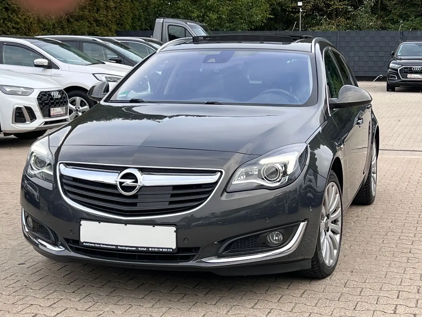 Opel Insignia OPC Paket Innovation 4x4 AUT.-PANODACH Grau - 1