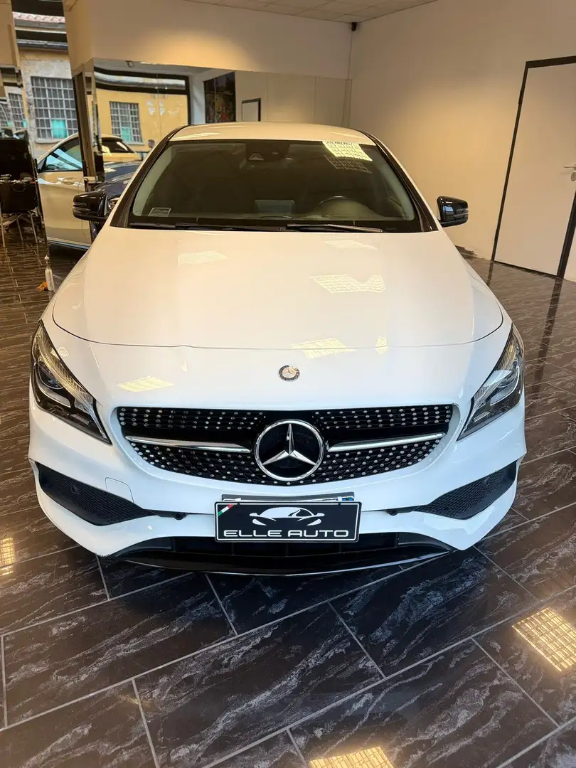 Mercedes-Benz CLA 200 CLA Shooting Brake d Premium auto FL Blanc - 2